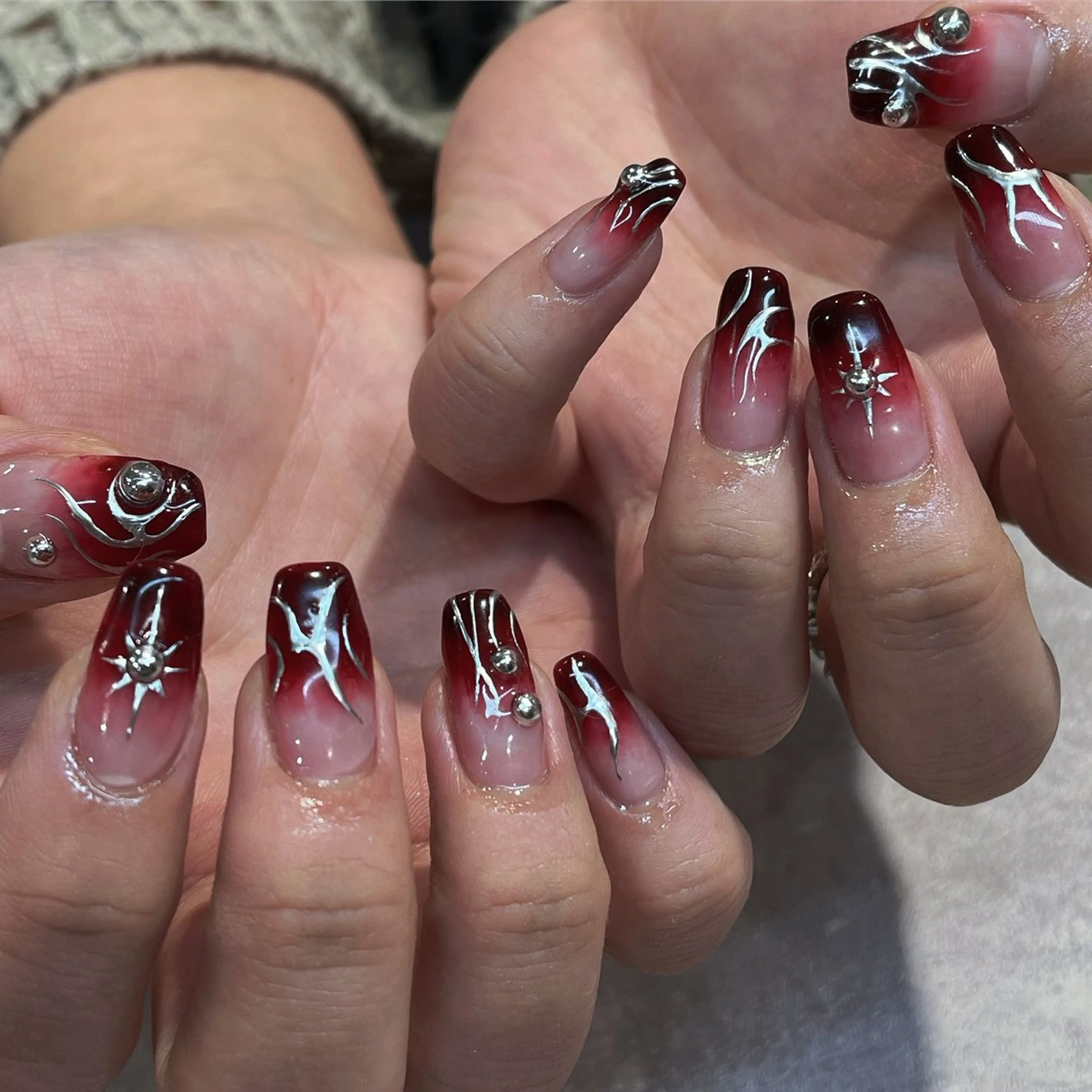 ネイル 内田 里穂のネイルデザイン