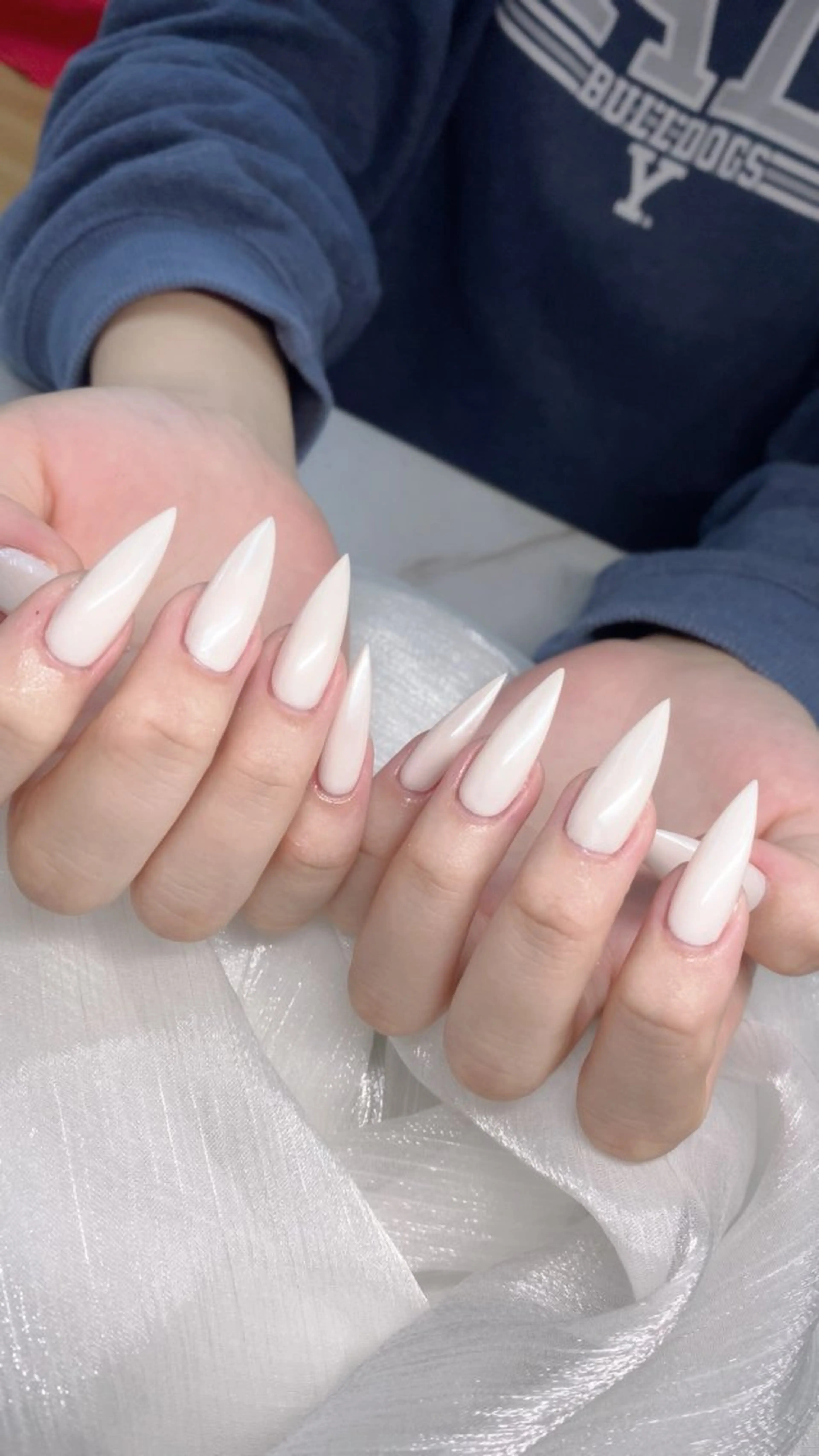 ネイル ハンドネイル フットネイル ハンドケア Nguyen thi Linhのネイルデザイン