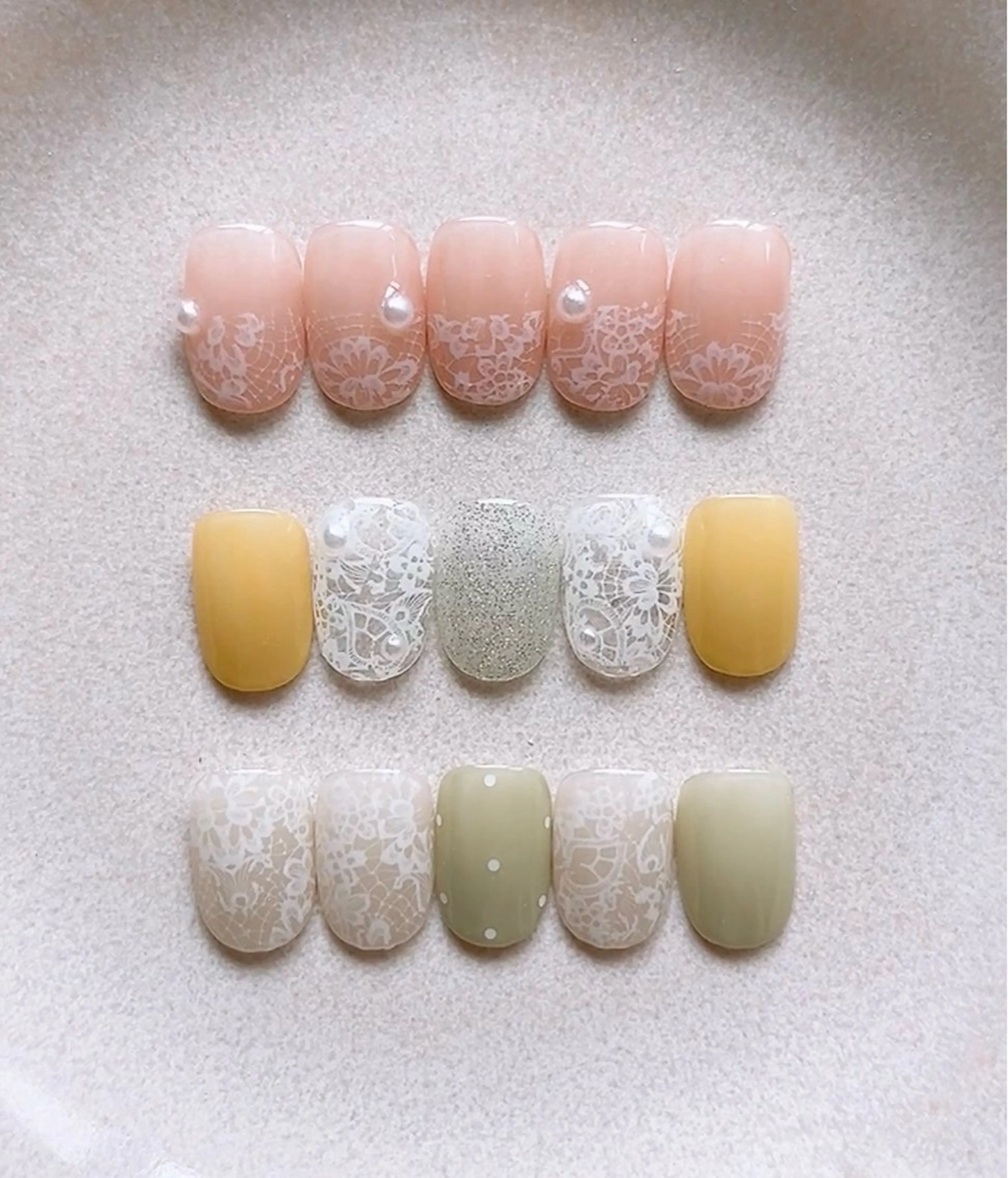NEWメニュー🉐レースネイル💅定額デザイン+甘皮ケア＋保湿オイルの写真