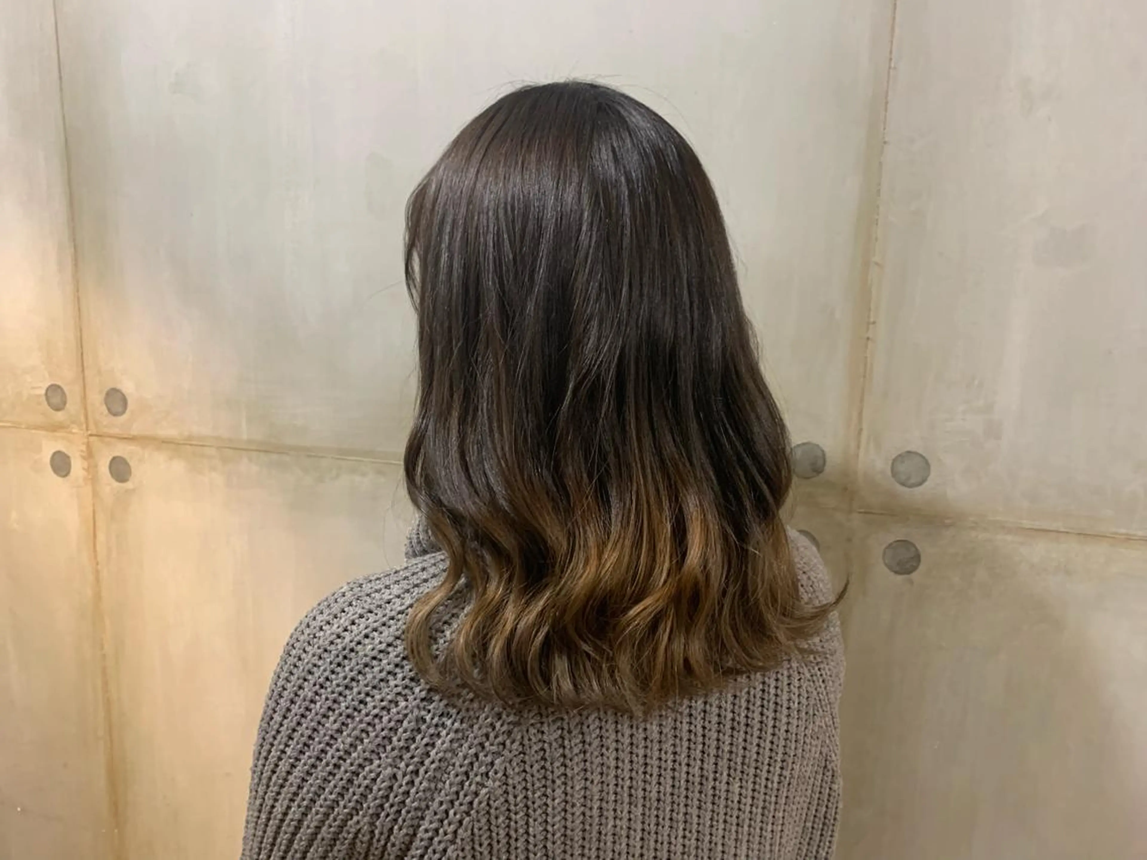 ミディアム カラー ブリーチ グラデーションカラー モテ髪🎀aoi/ ヘアメ/カラー/池袋のヘアスタイル