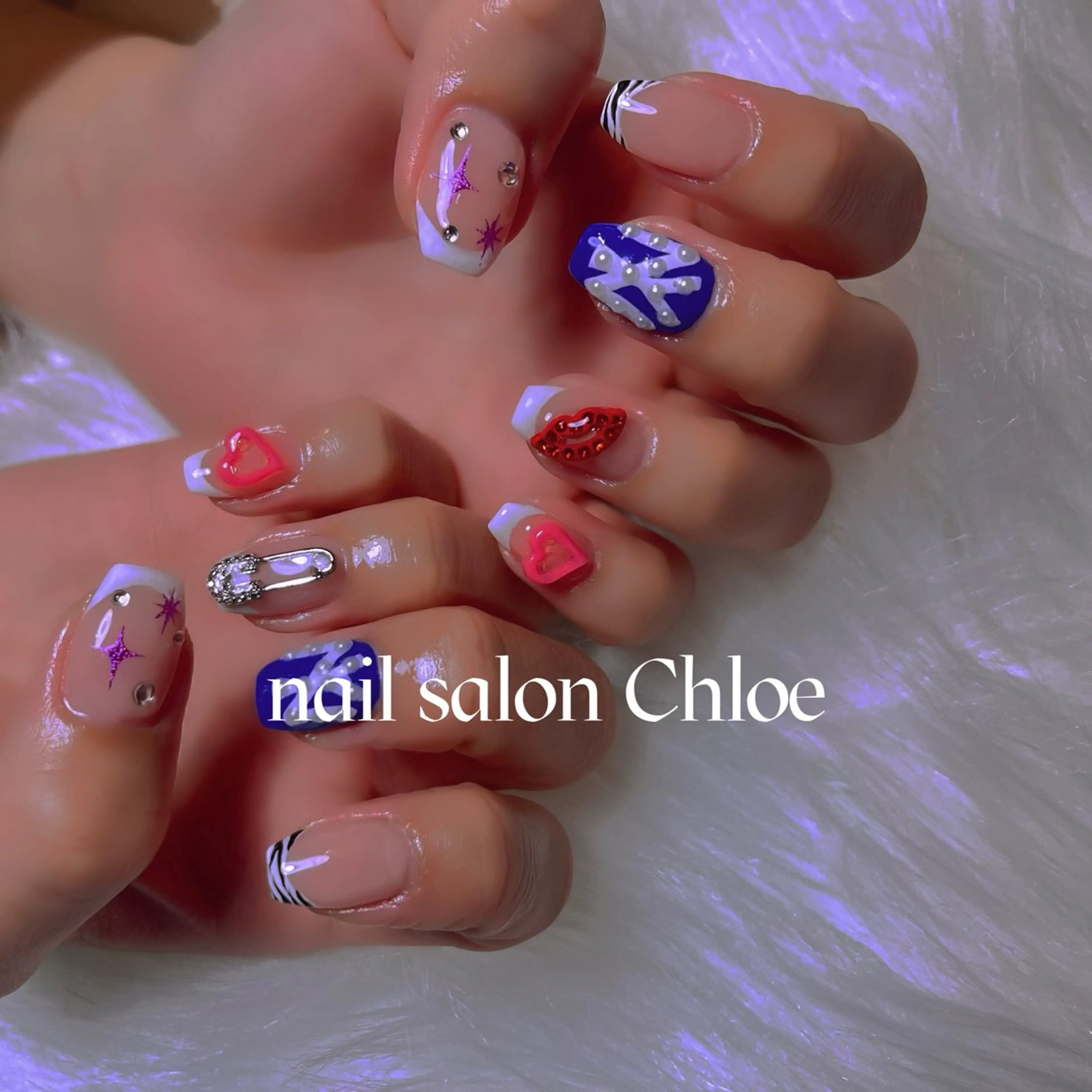 ネイル 鈴木 利奈のネイルデザイン