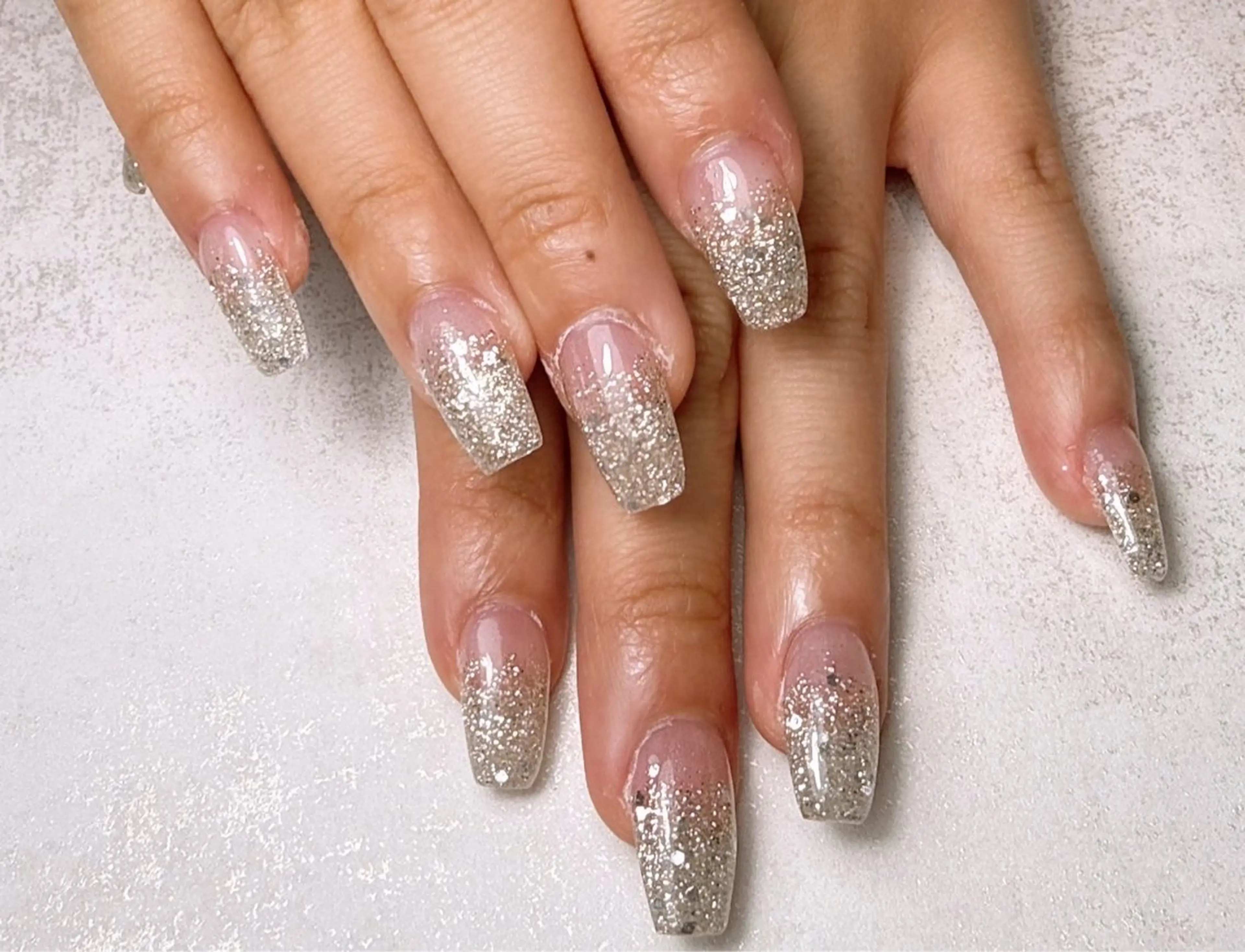 ネイル ネイルズラニ SANAのネイルデザイン