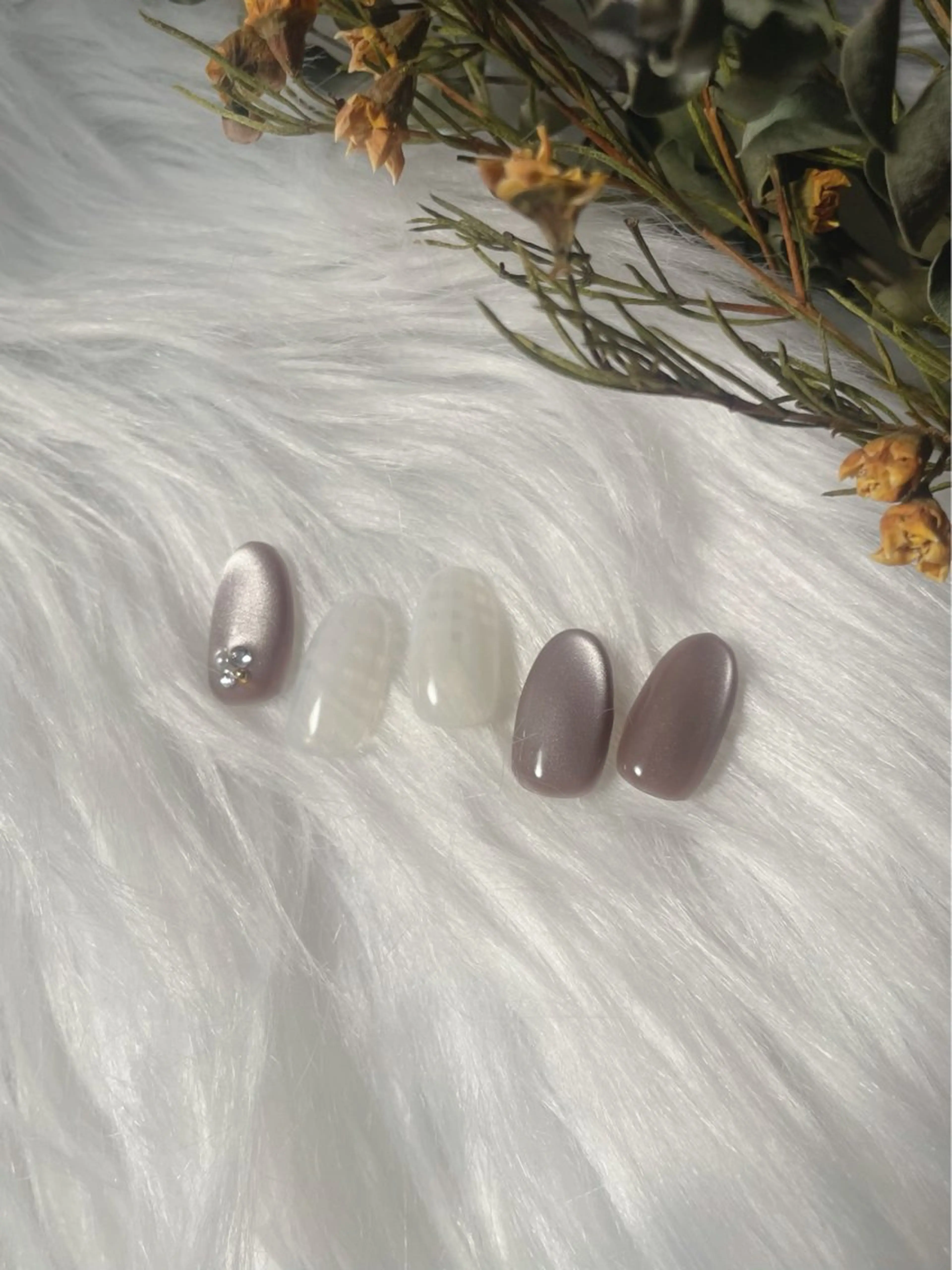 ネイル ブルー フレンチネイル キラキラネイル マグネットネイル シンプルネイル ハンドネイル timtam --sakiのネイルデザイン