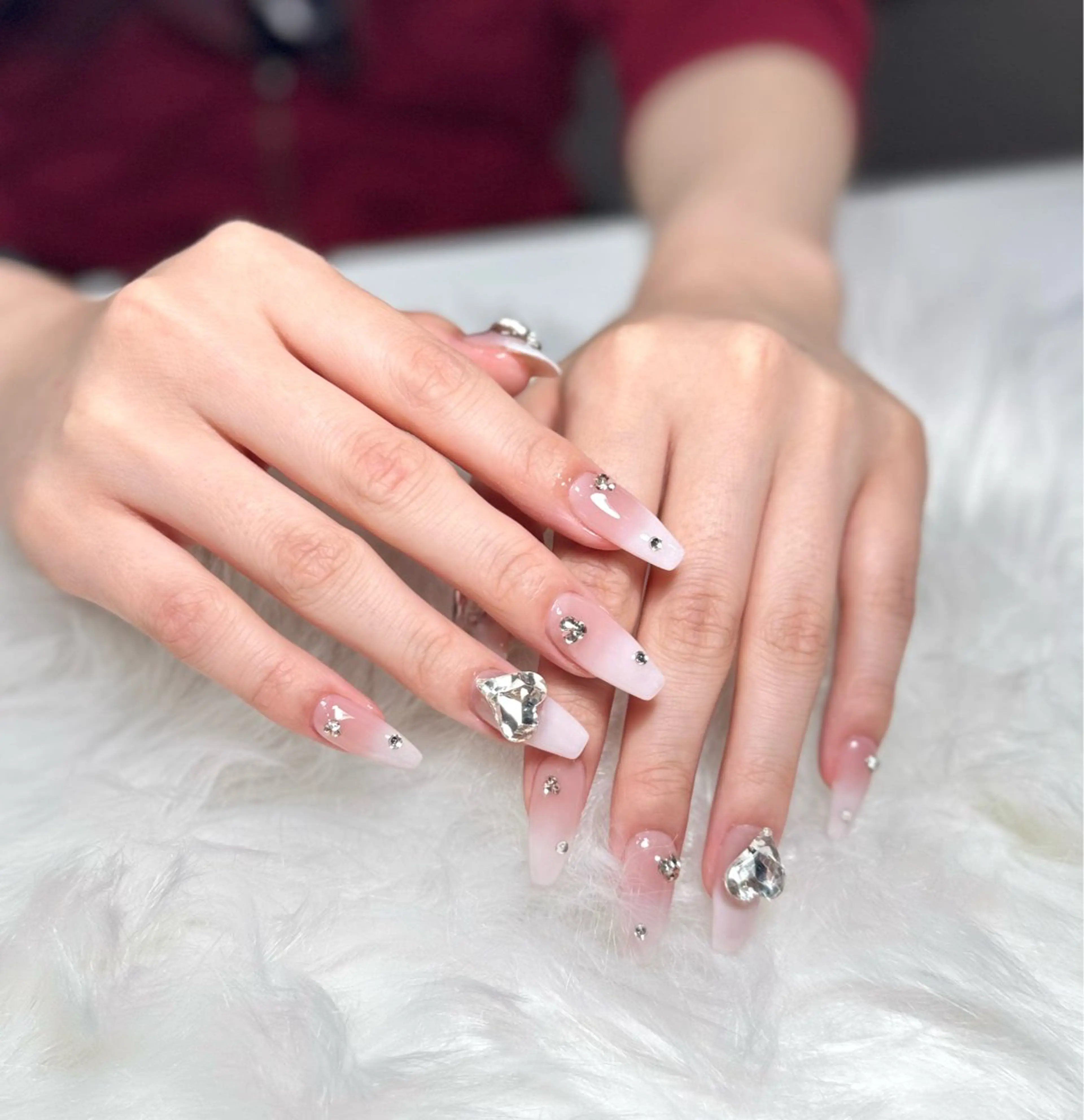 ネイル オーロラネイル チークネイル フットネイル フレンチネイル ジェルネイル Nichi Nailsのネイルデザイン