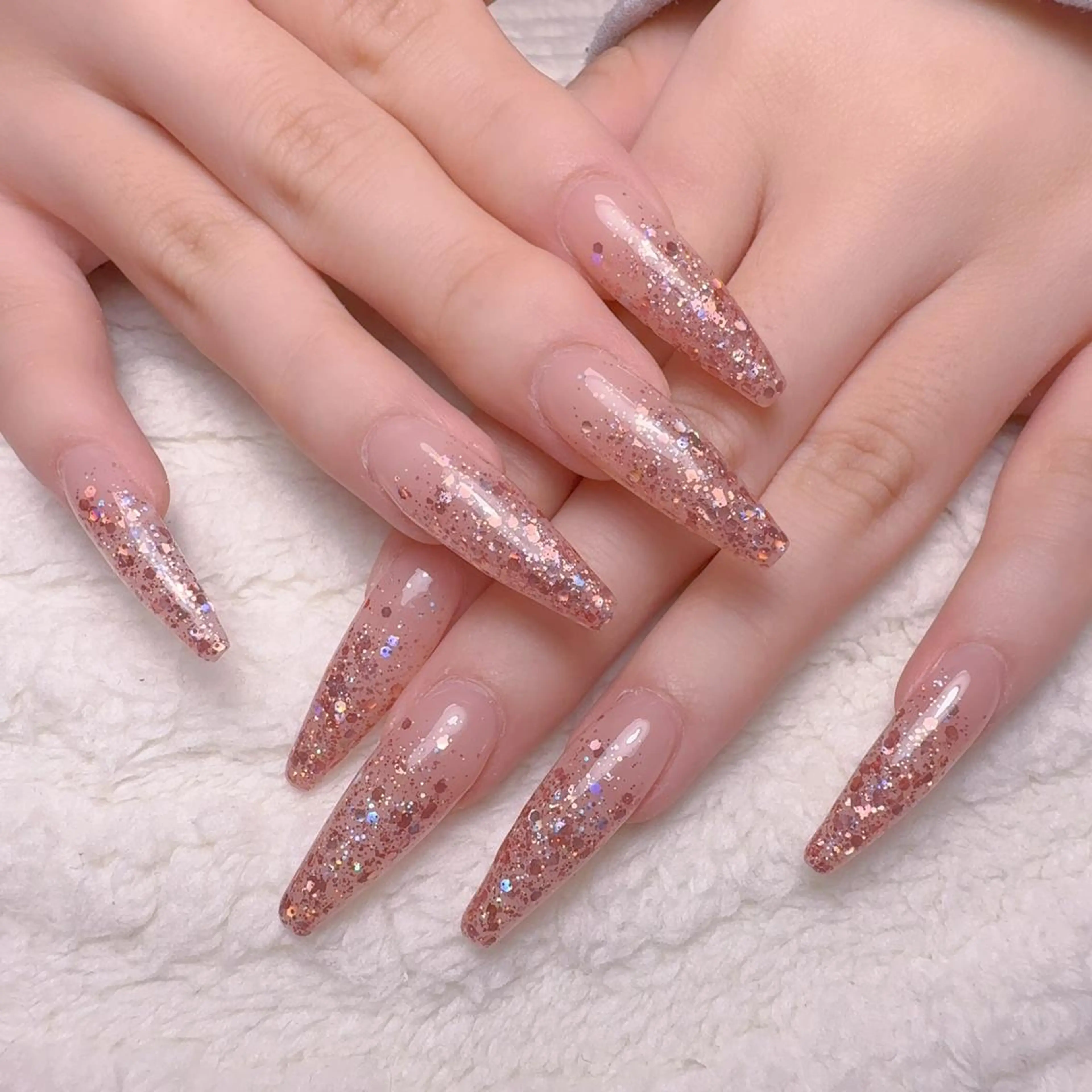 ネイル グラデーション ラメ(グリッター) ラメグラデーション cat‘s nail🐈‍⬛のネイルデザイン