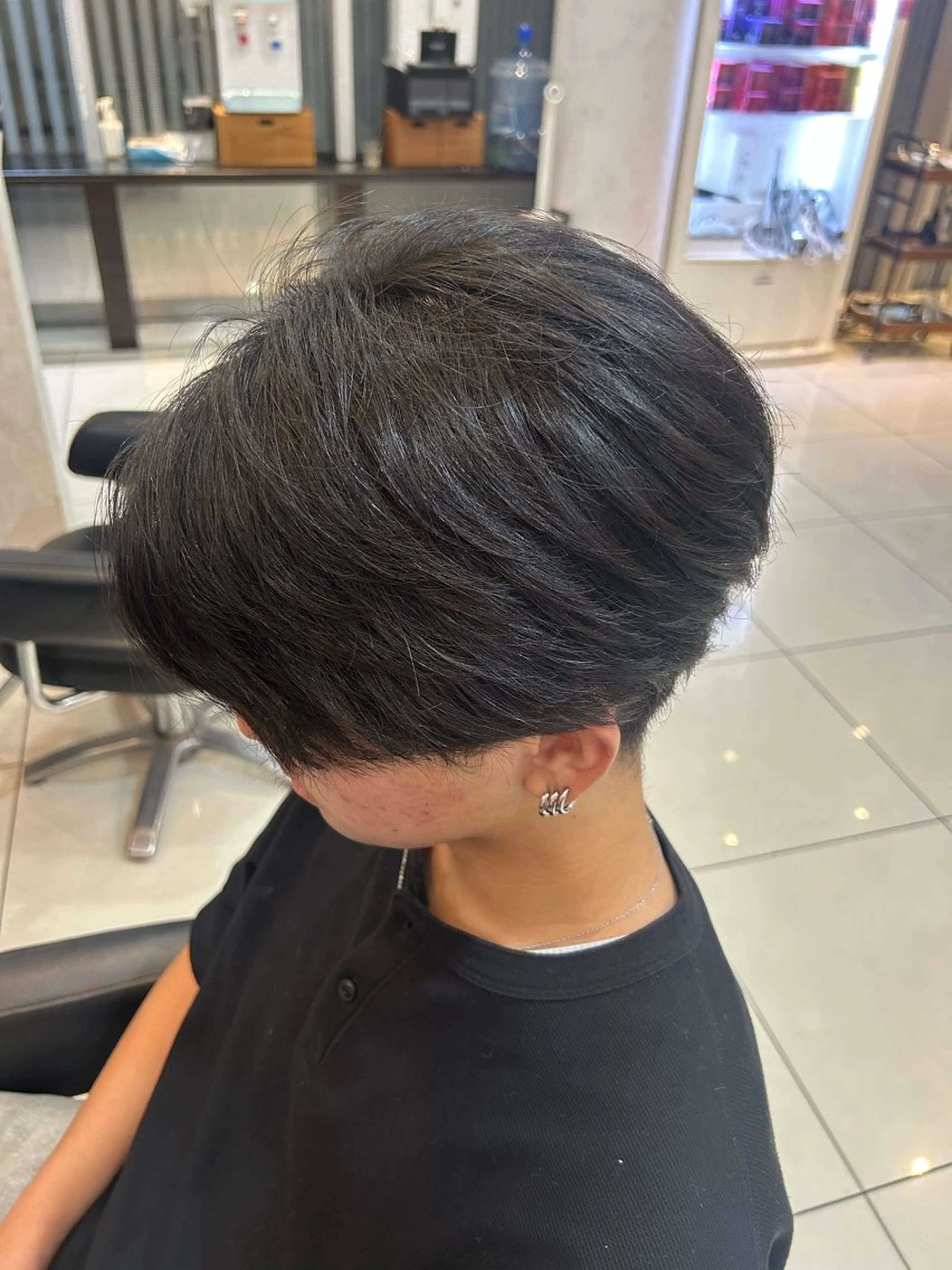 ショート カラー ブラウンカラー ダークブラウン 吉田 拓人のヘアスタイル