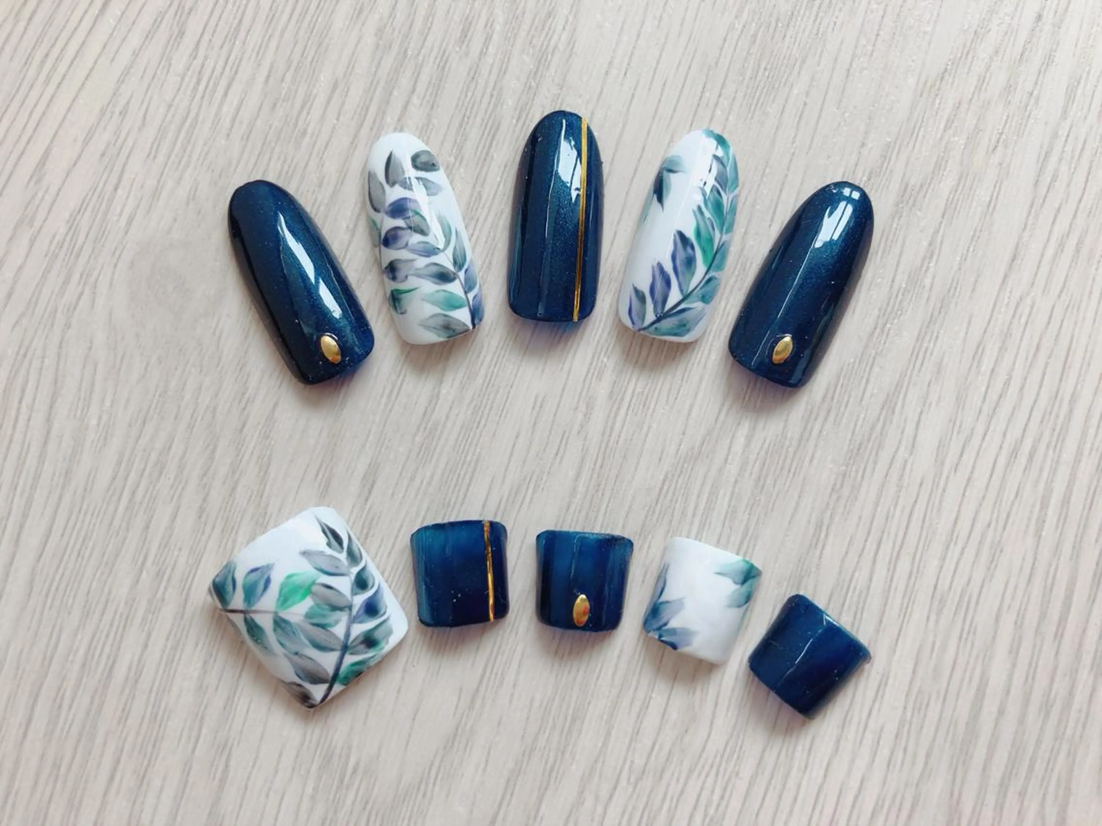 ネイル gorella Ａのネイルデザイン