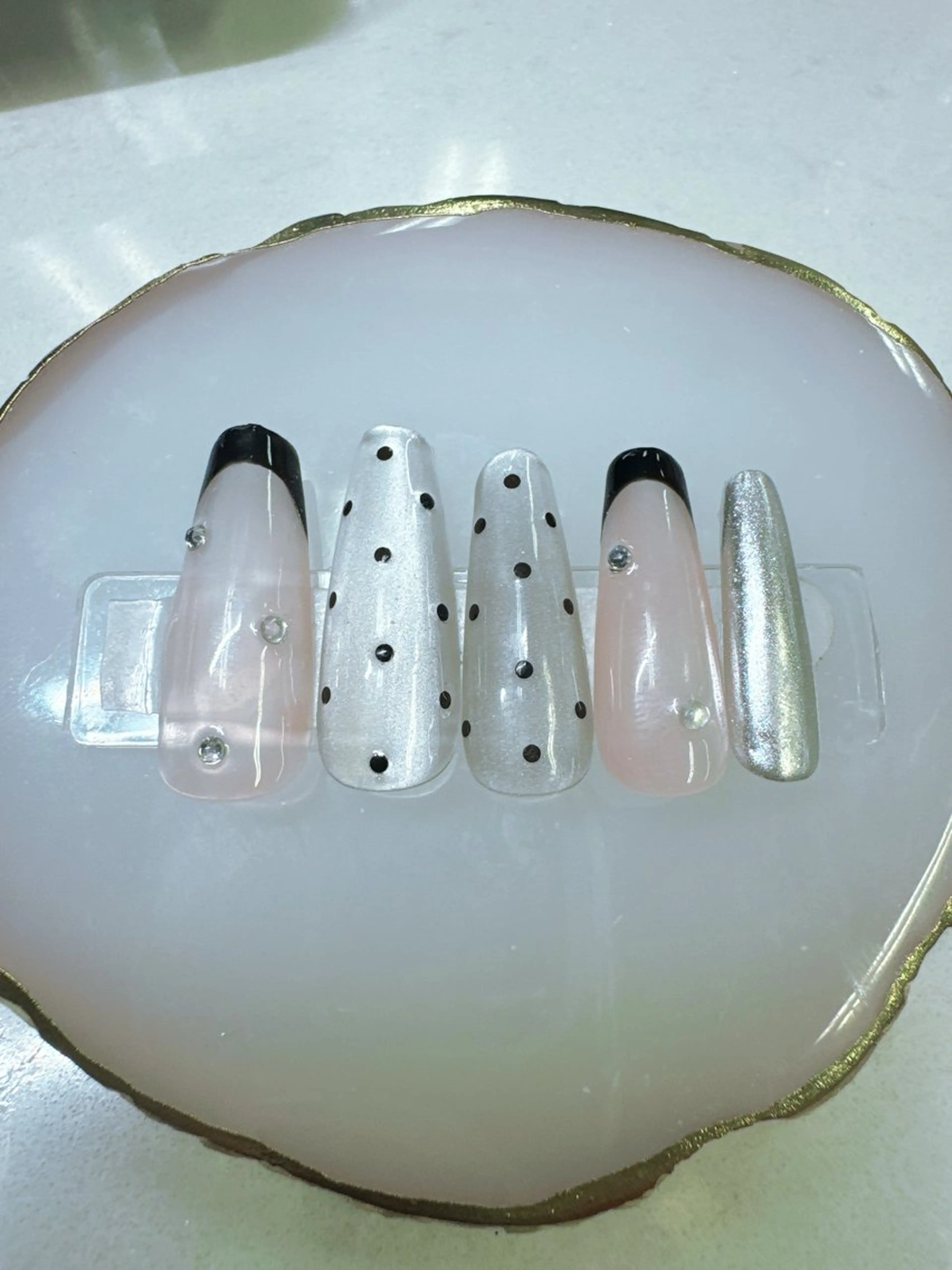 ネイル べっ甲ネイル フレンチネイル ジェルネイル ガラスフレンチ パラジェル ハンドネイル Queeens nailのネイルデザイン