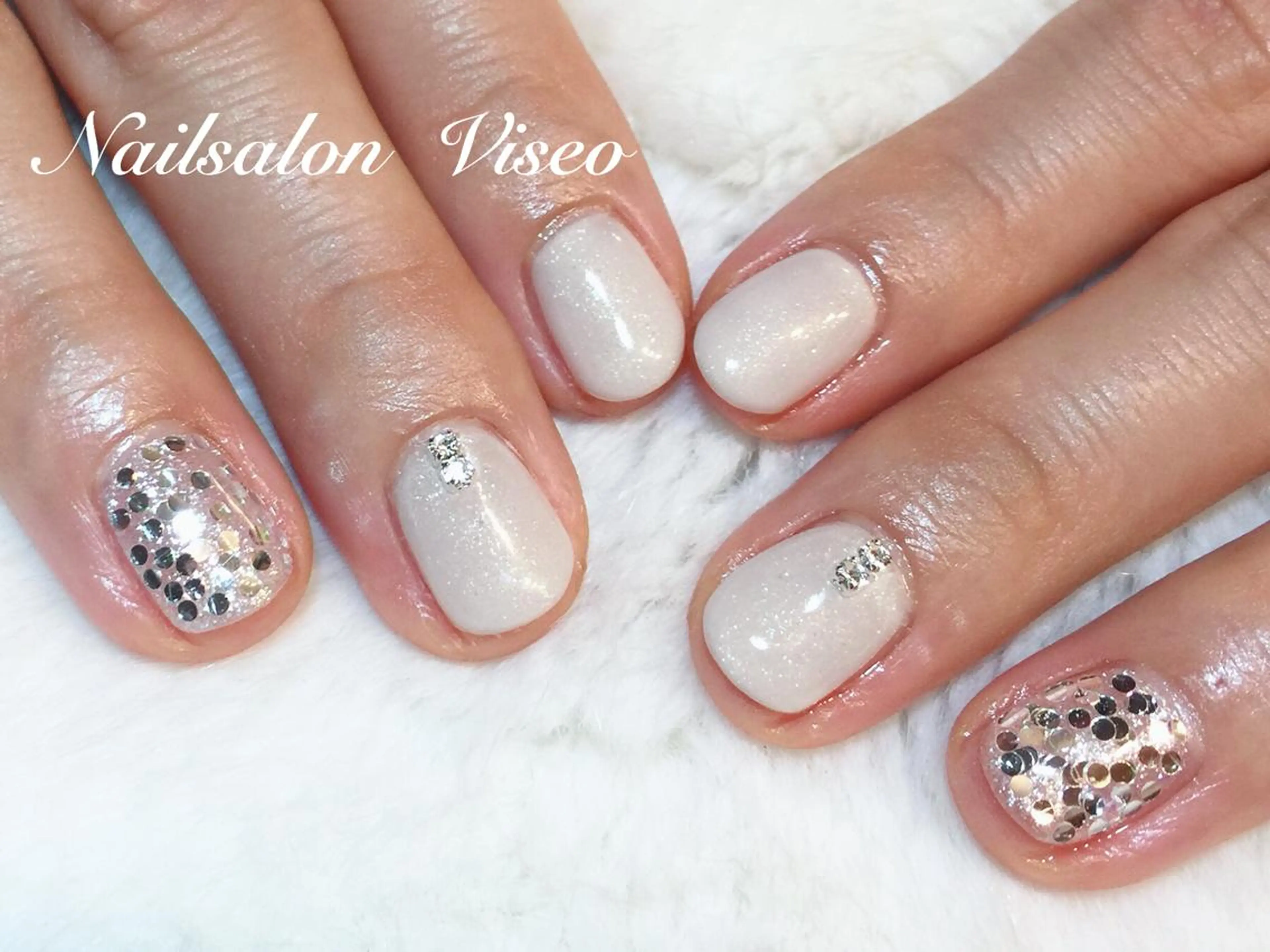 ネイル Viseo《6週間 長持ちパラジェル》のネイルデザイン