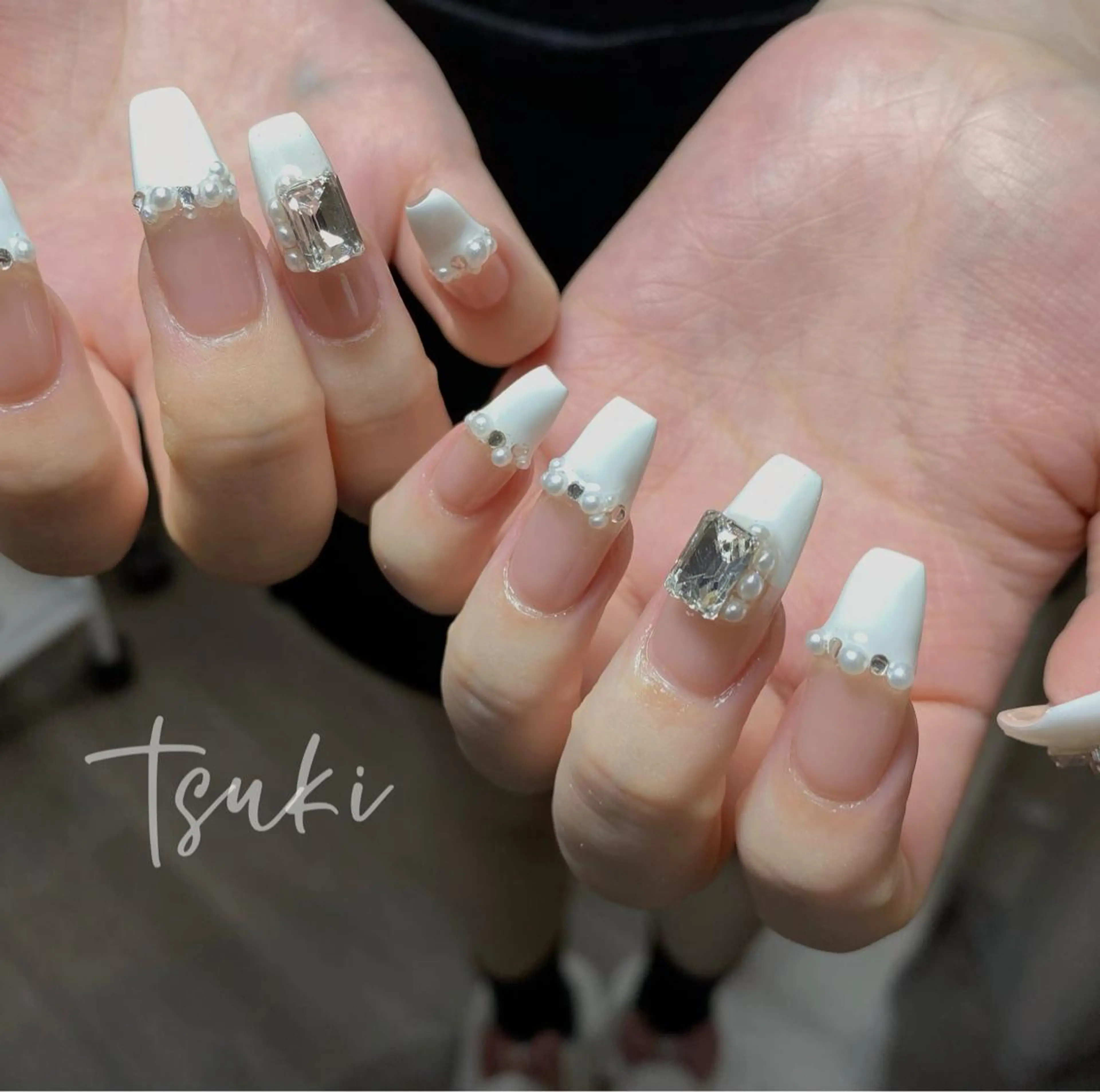 ロング ネイル LUNA Nail salon💕のネイルデザイン