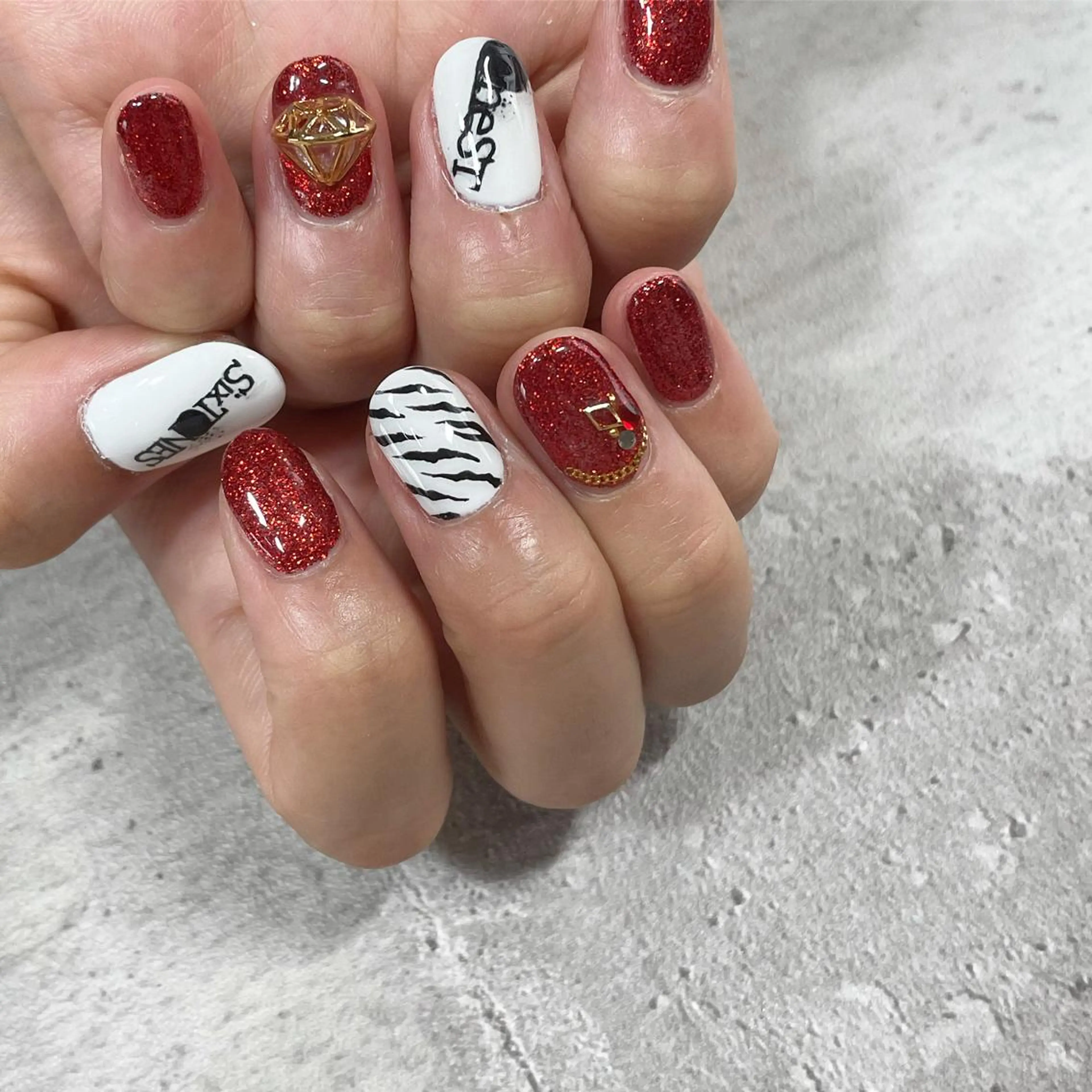 ネイル 東 千夏のネイルデザイン