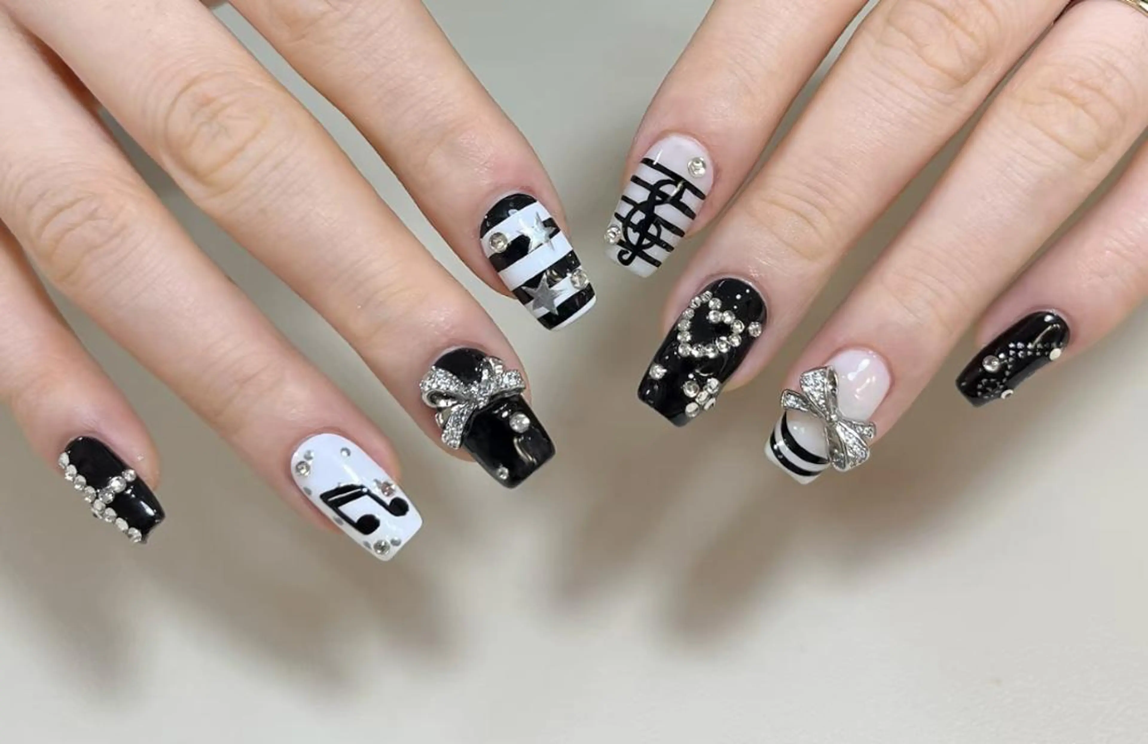 ネイル ハンドネイル 💫 Tsuki_Nailのネイルデザイン