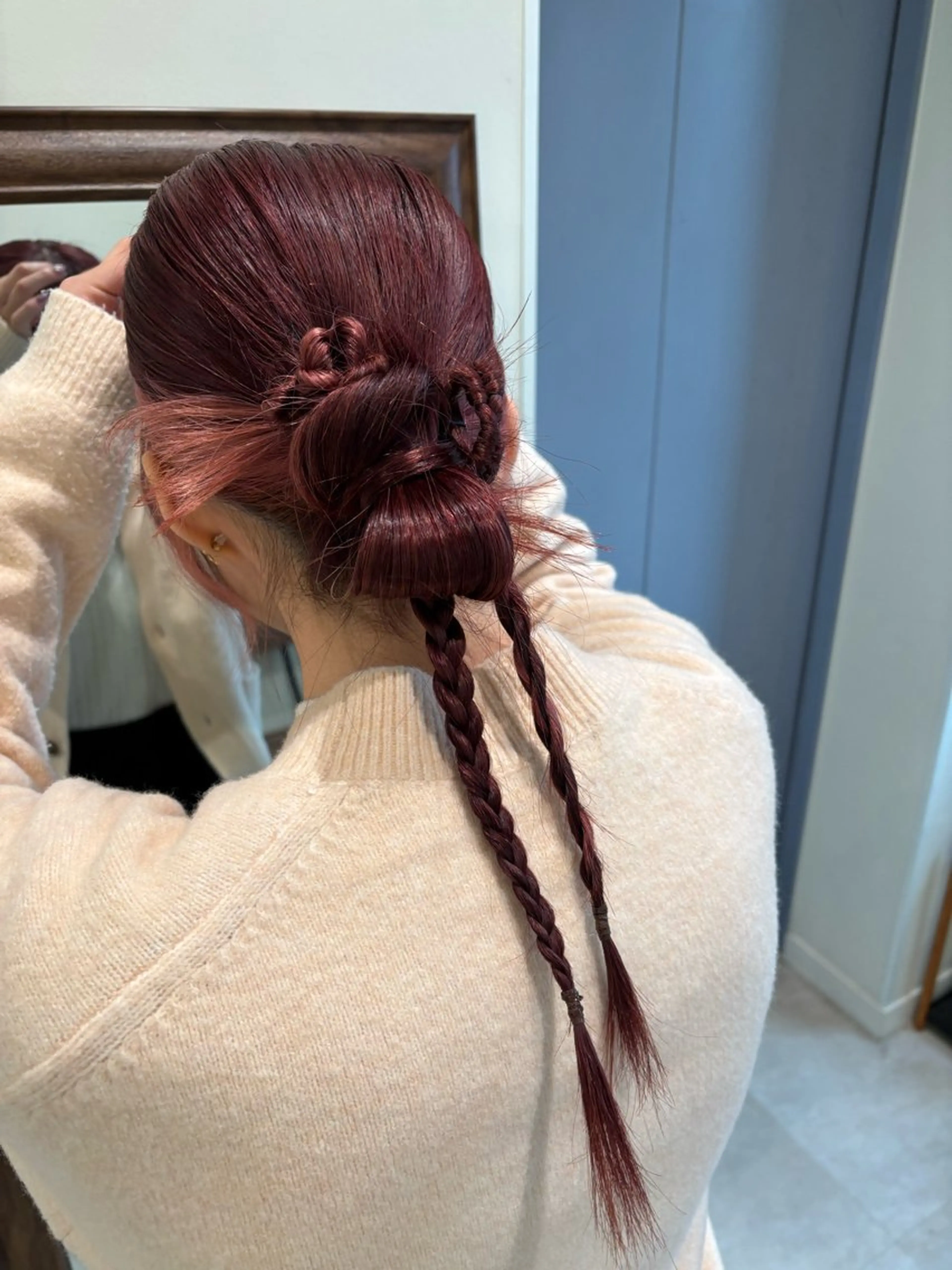 ヘアアレンジ 垢抜け小顔レイヤー オリーブ/スミレのヘアスタイル