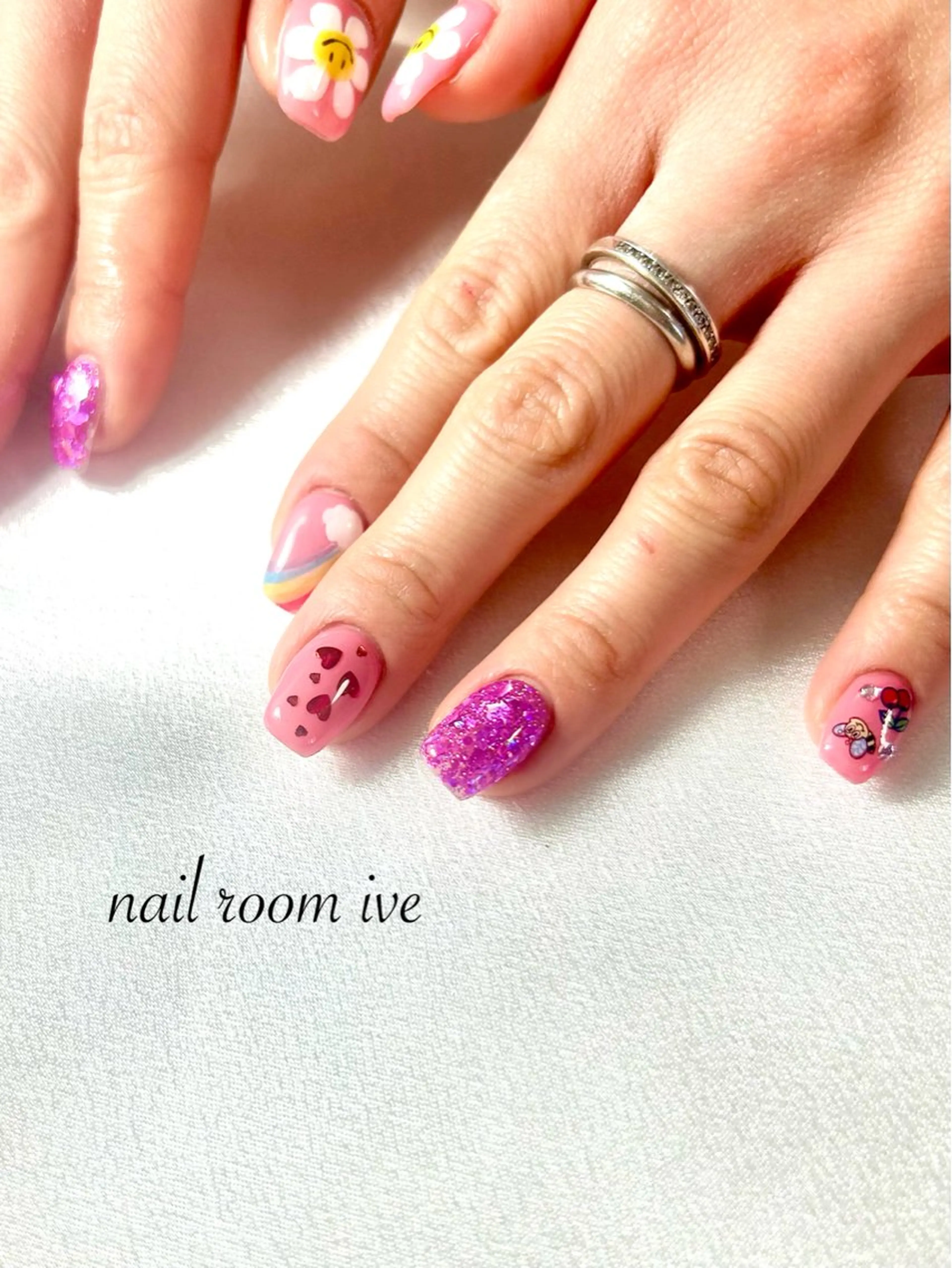 ネイル アートネイル ピンク nail room IVEのネイルデザイン