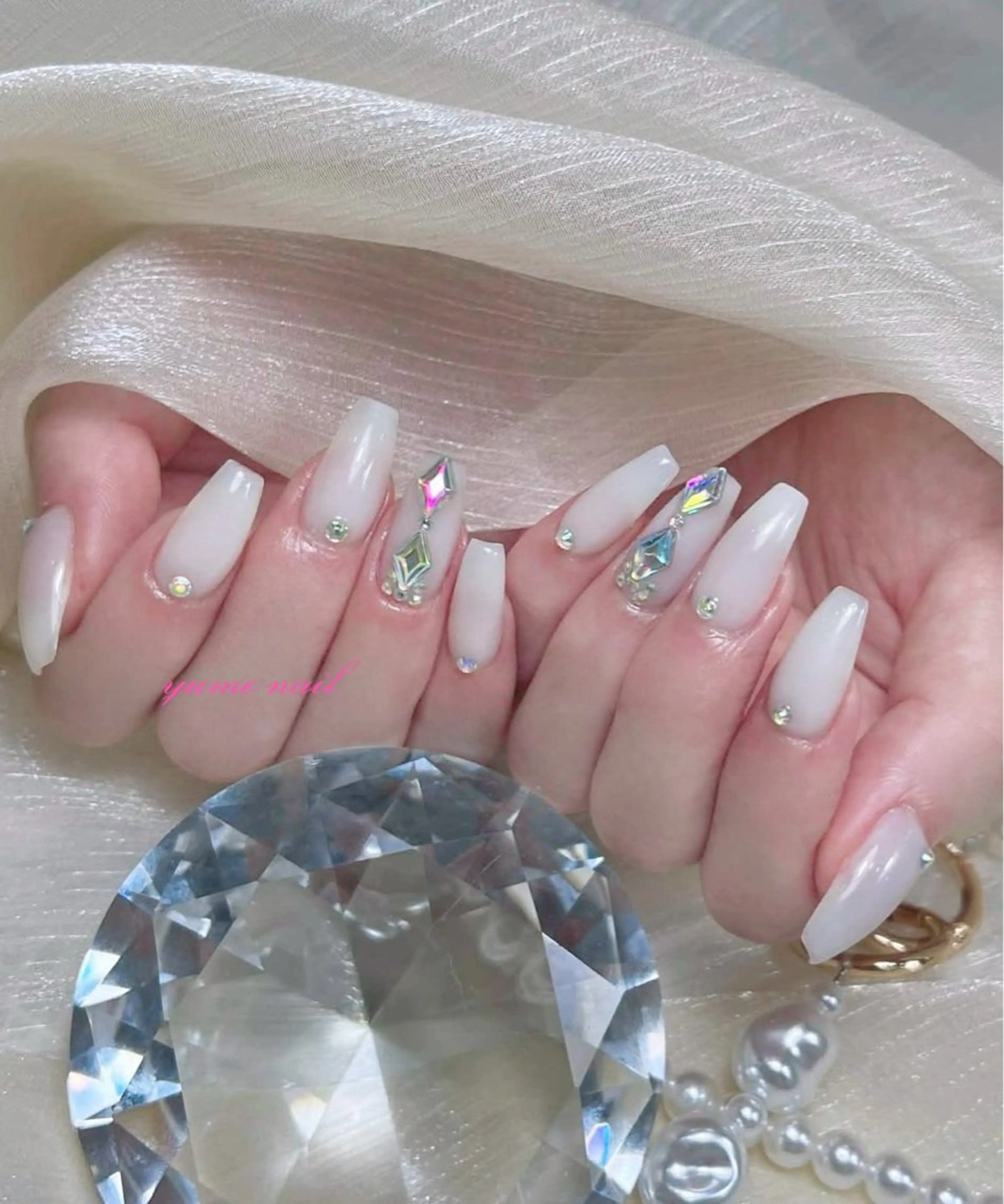 ミディアム ヒエン NAILのネイルデザイン