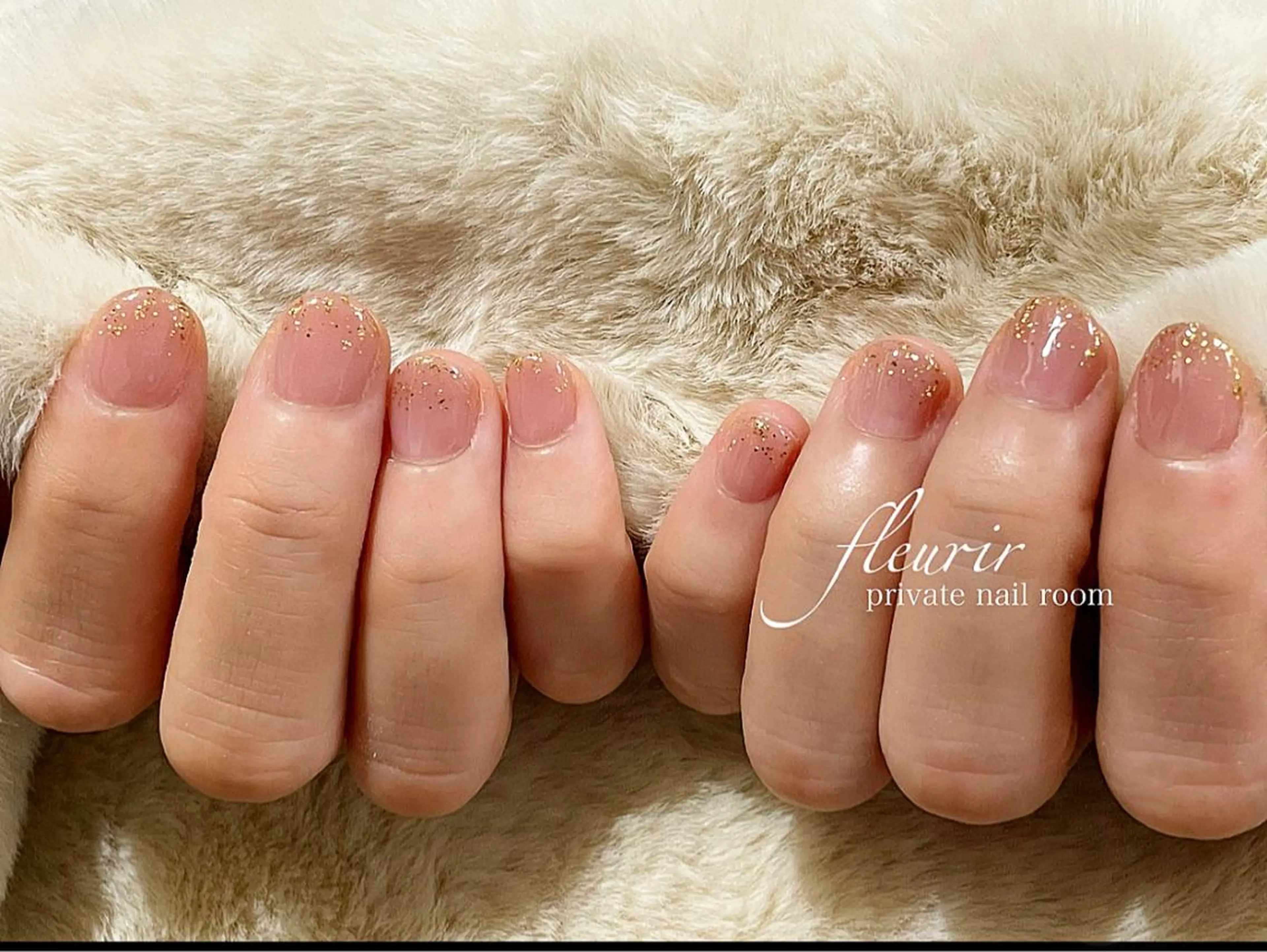 ネイル ラメ(グリッター) オフィスネイル フルリール 【プライベートサロンのネイルデザイン