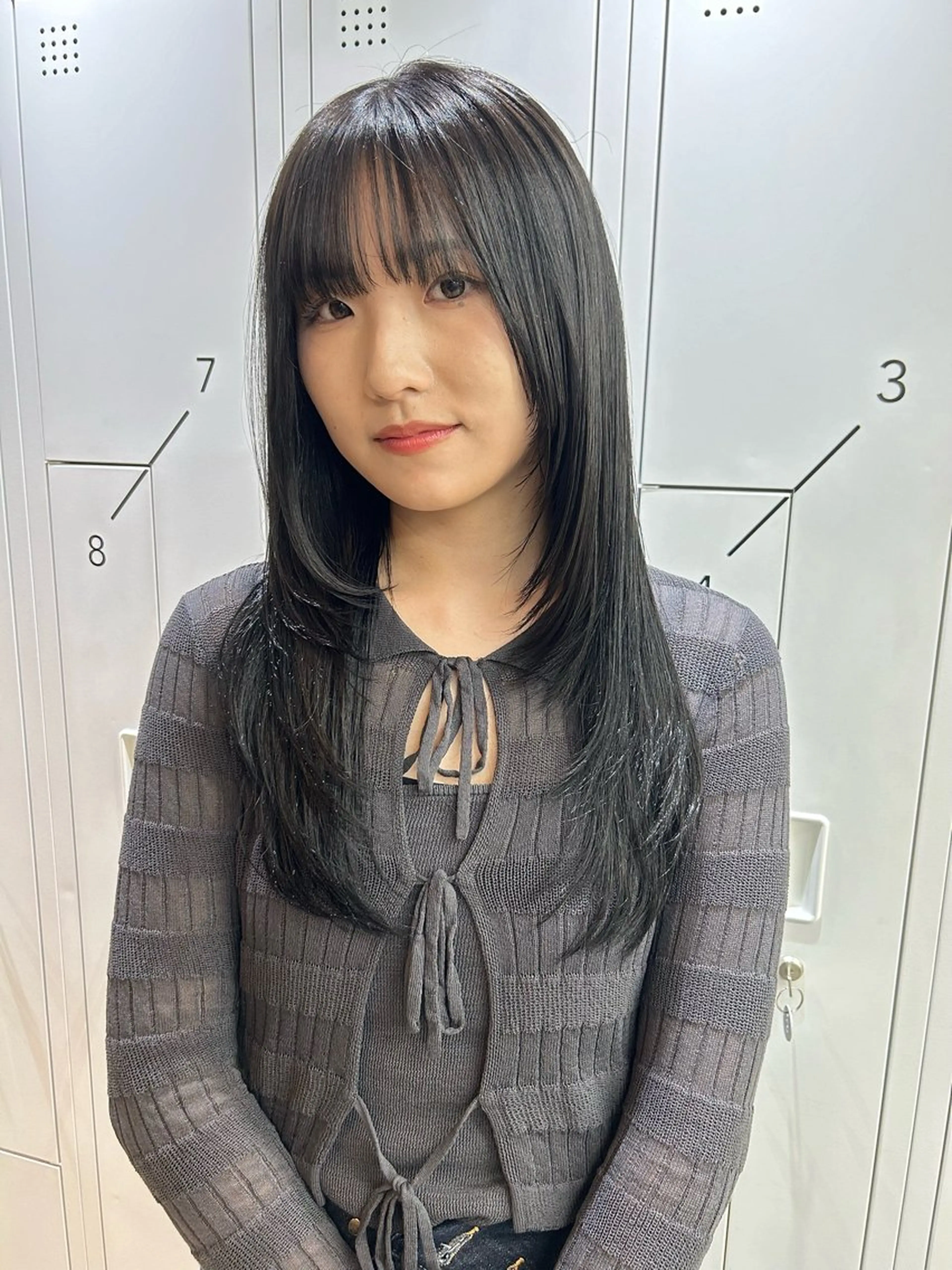 セミロング カラー 似合わせカット✂︎ りょお🫧のヘアスタイル