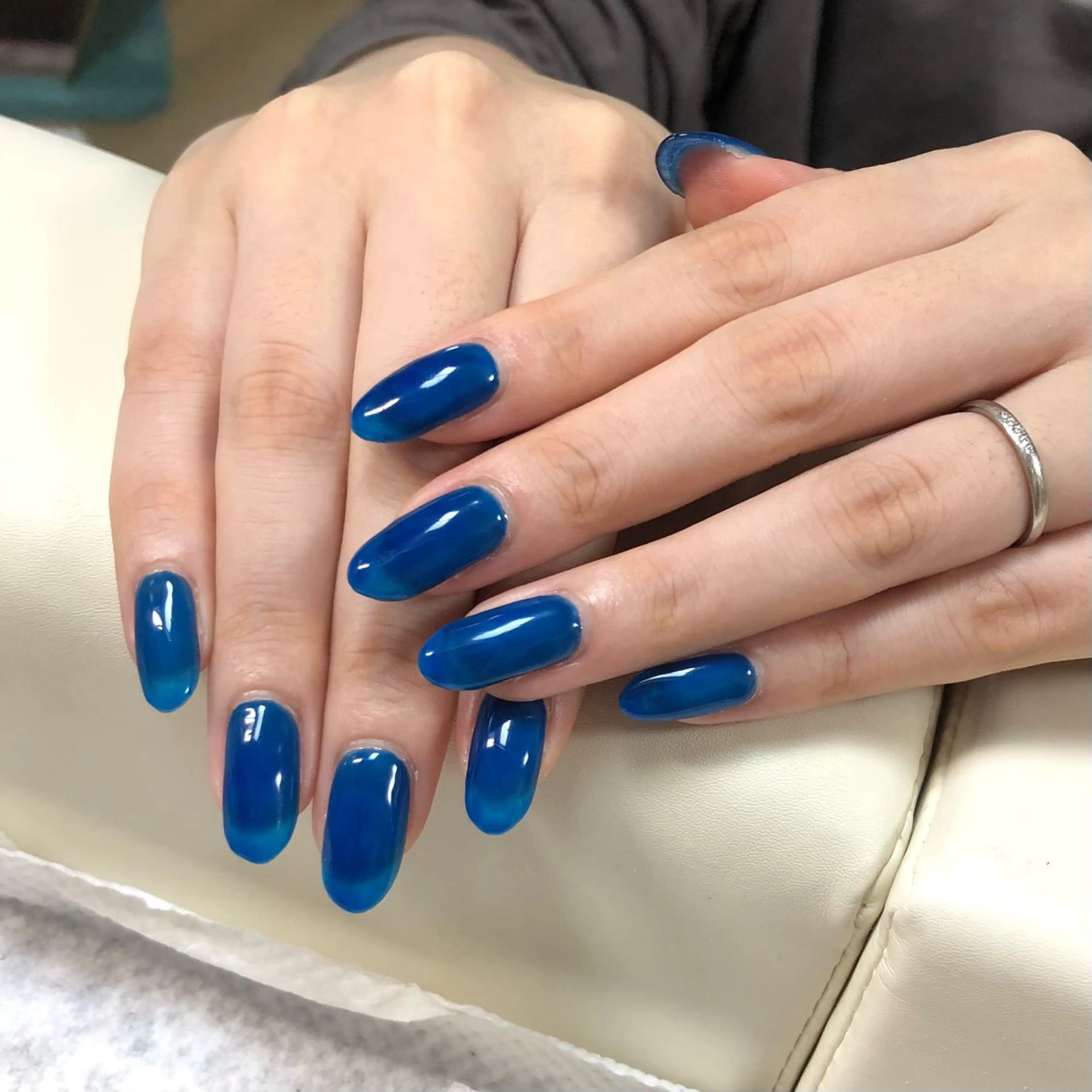 ネイル ブルー クリアネイル ワンカラーネイル ハンドネイル salon *meehoのネイルデザイン