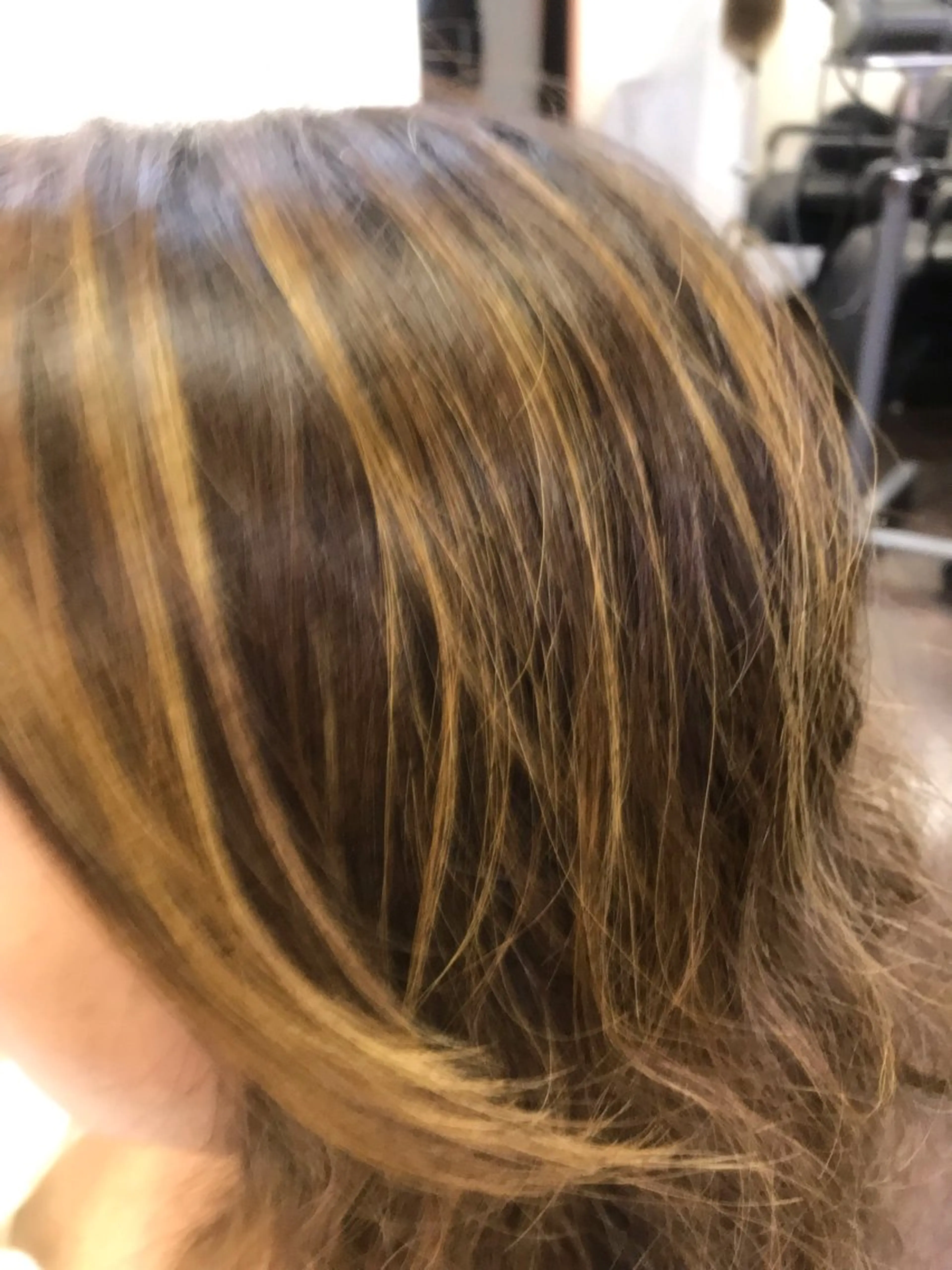 ミディアム カラー 桧山 真のヘアスタイル