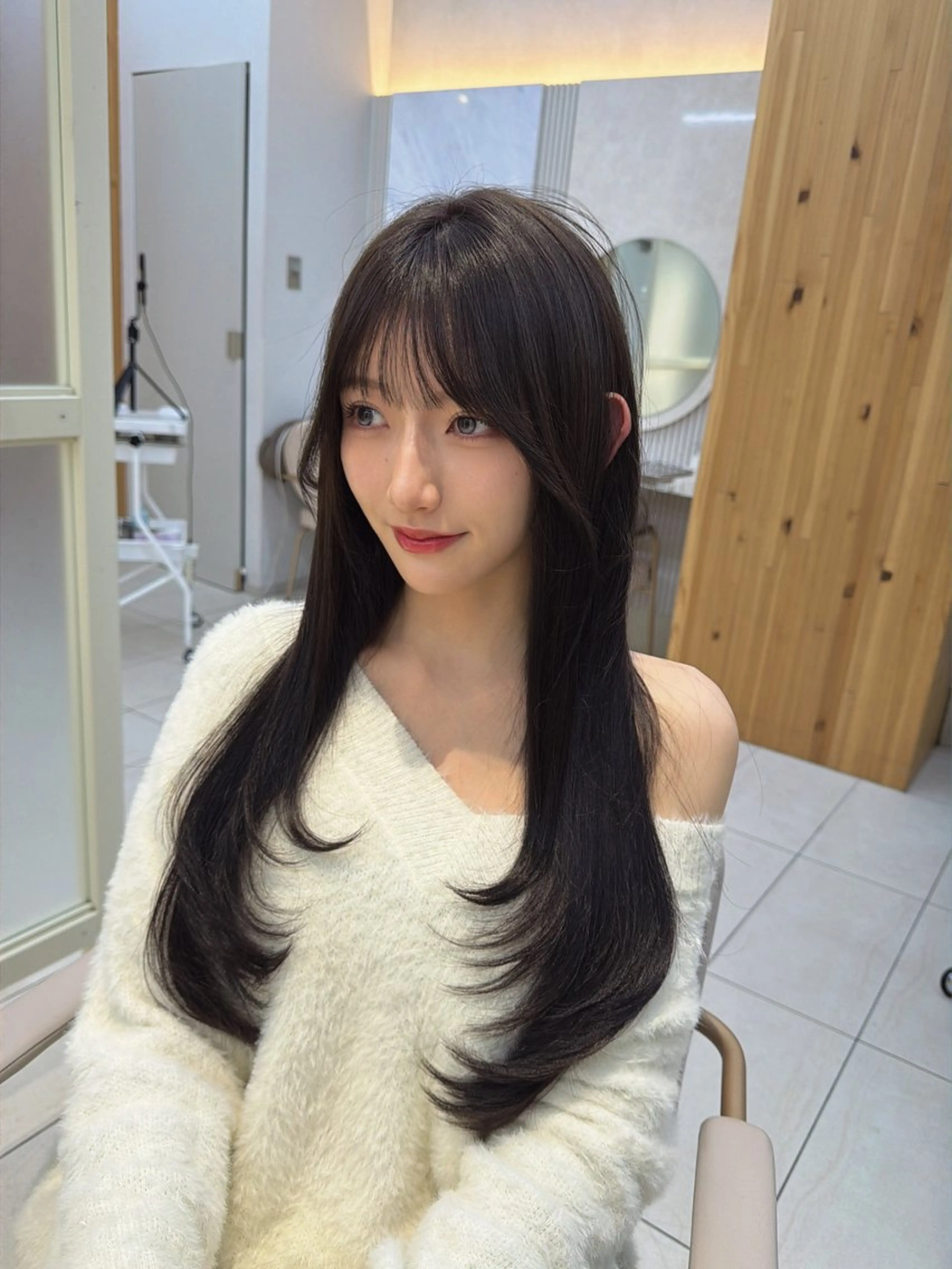 セミロング カット ヘアカラー トリートメント レイヤー/顔周り /透明感/TAKUのヘアスタイル