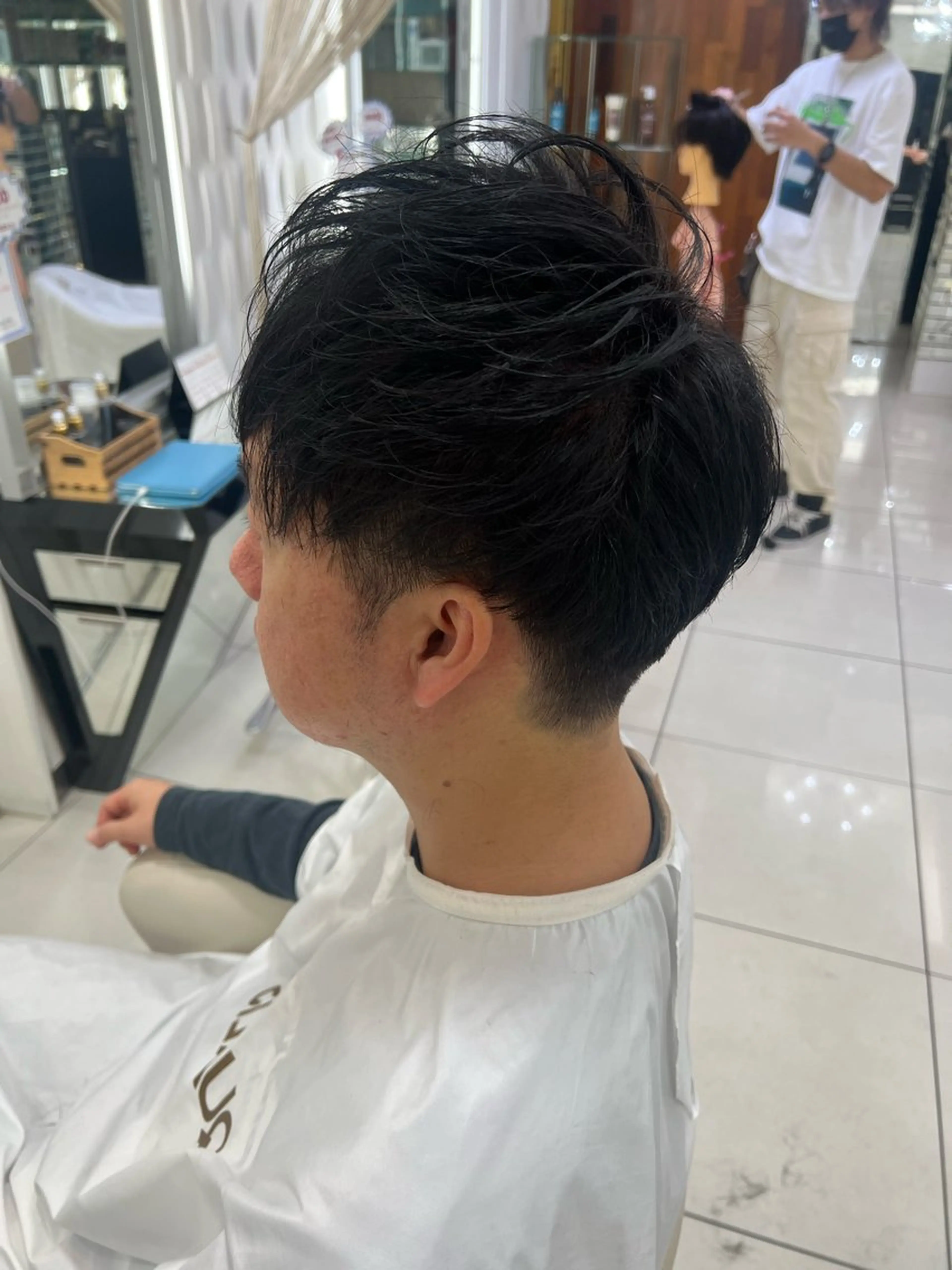 ショート カラー メンズパーマ山内 結稀のヘアスタイル