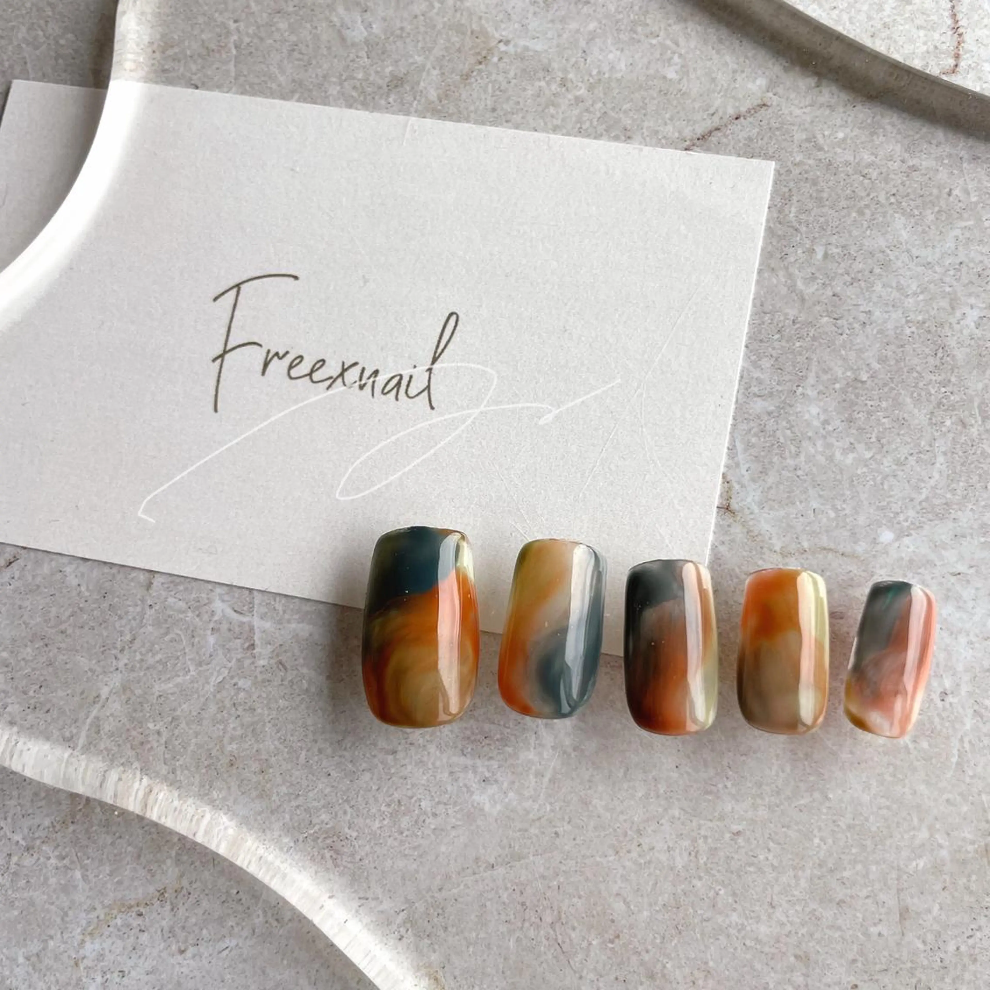 ネイル ニュアンスネイル ハンドネイル ハンドケア freex nail /ニュアンス/個性派のネイルデザイン