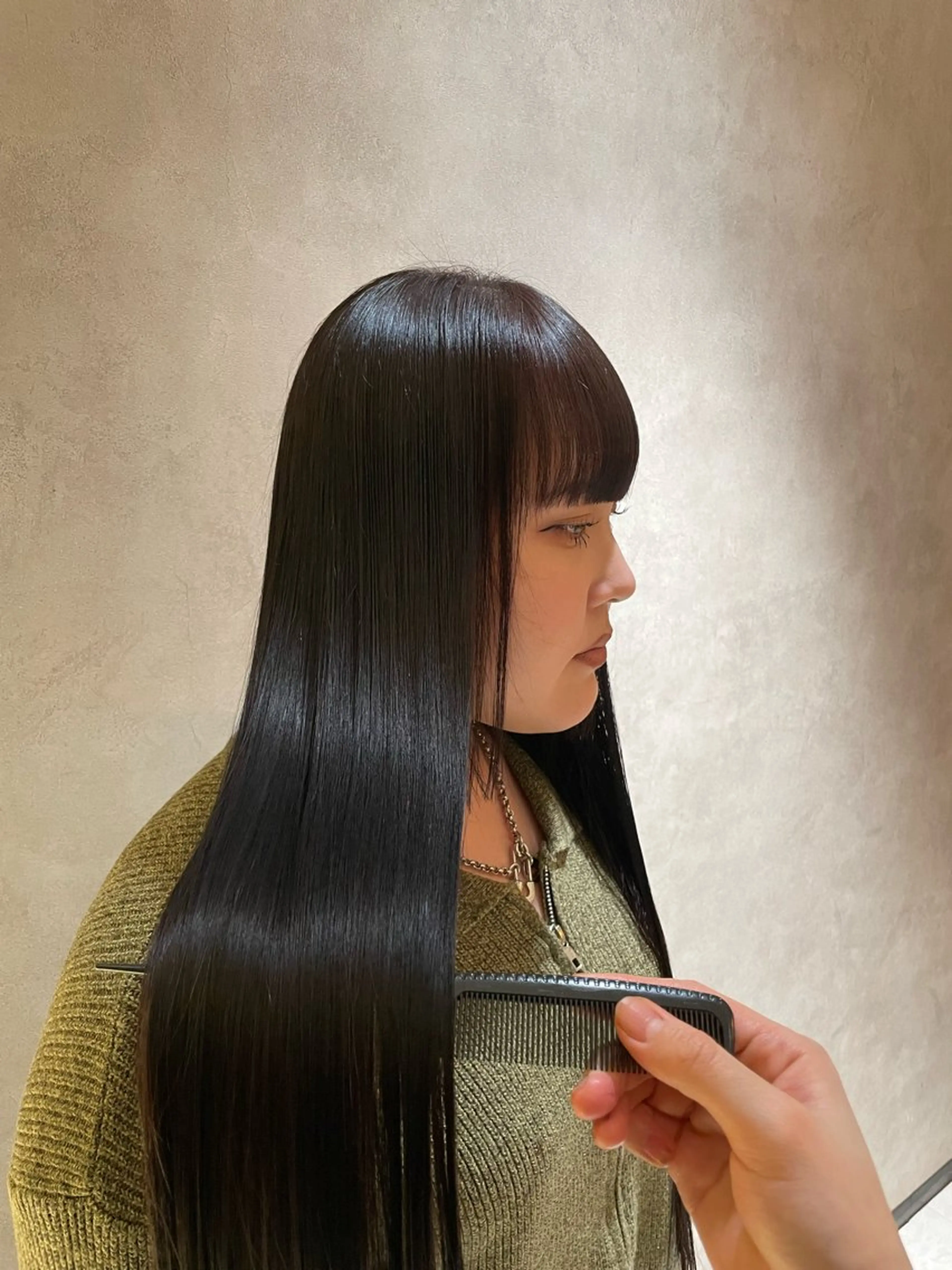 ロング ヘアカラー 大藤 彩のヘアスタイル