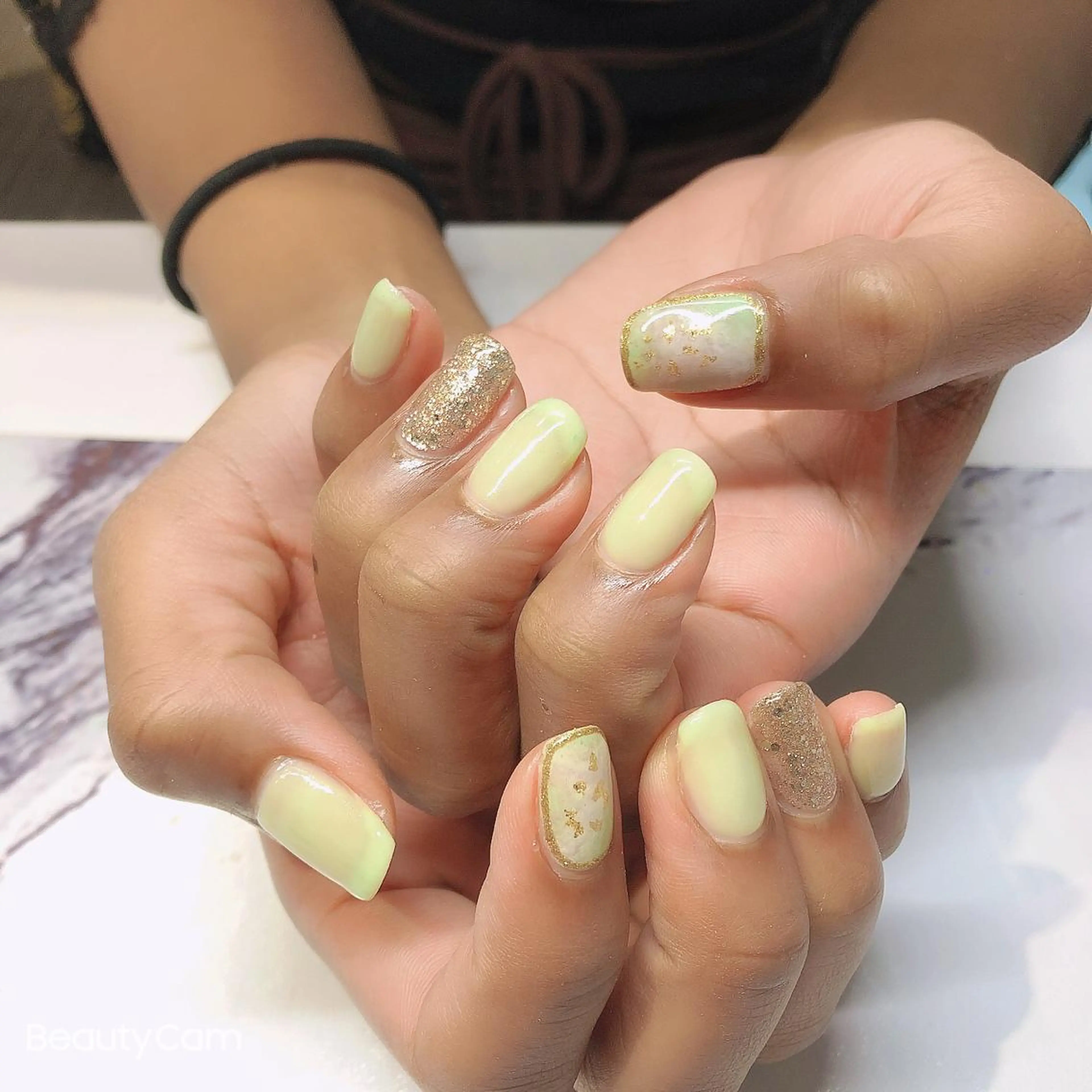 ネイル ガレンドウ 白澤 愛子のネイルデザイン