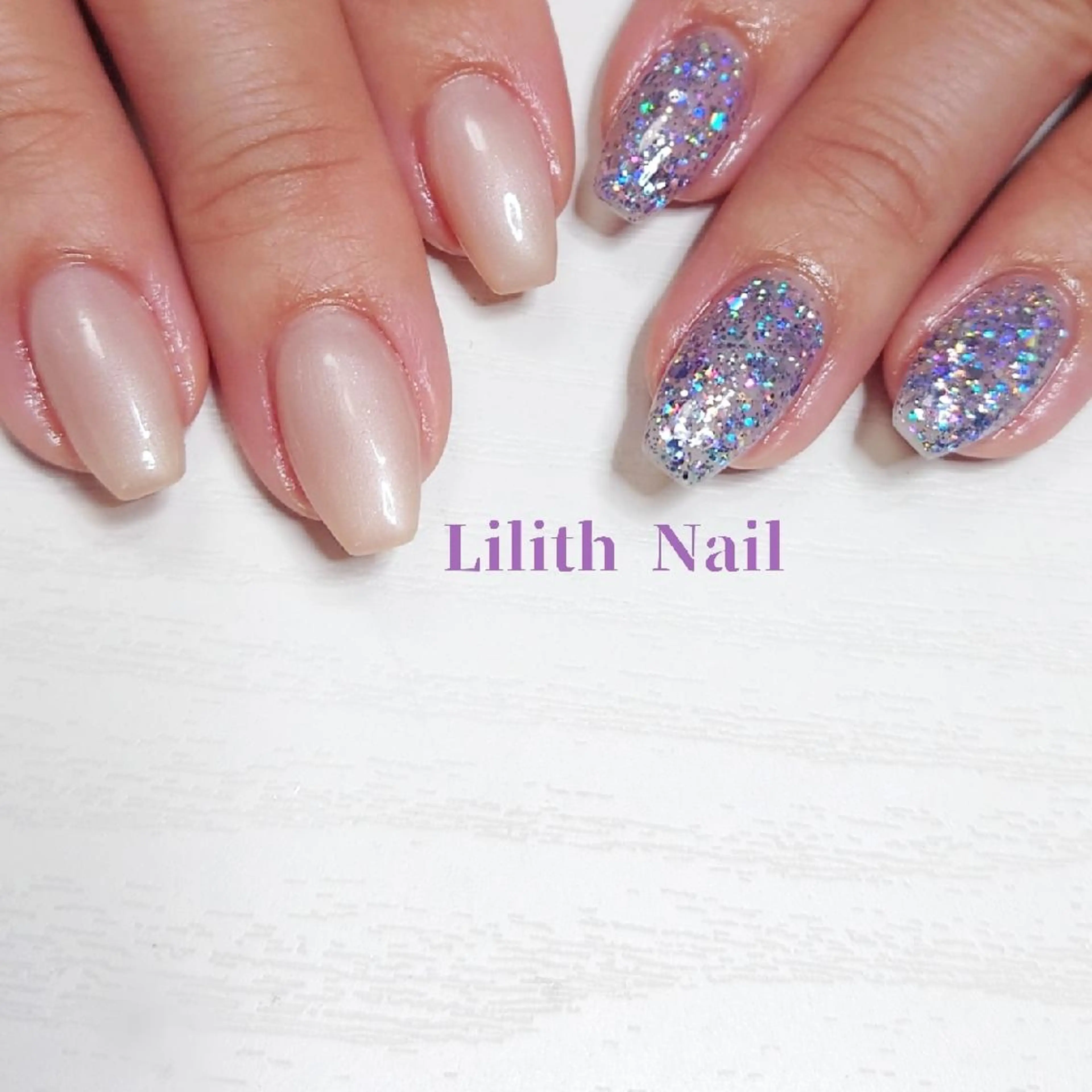 ネイル ラメ(グリッター) ハンドネイル Lilith Nailのネイルデザイン