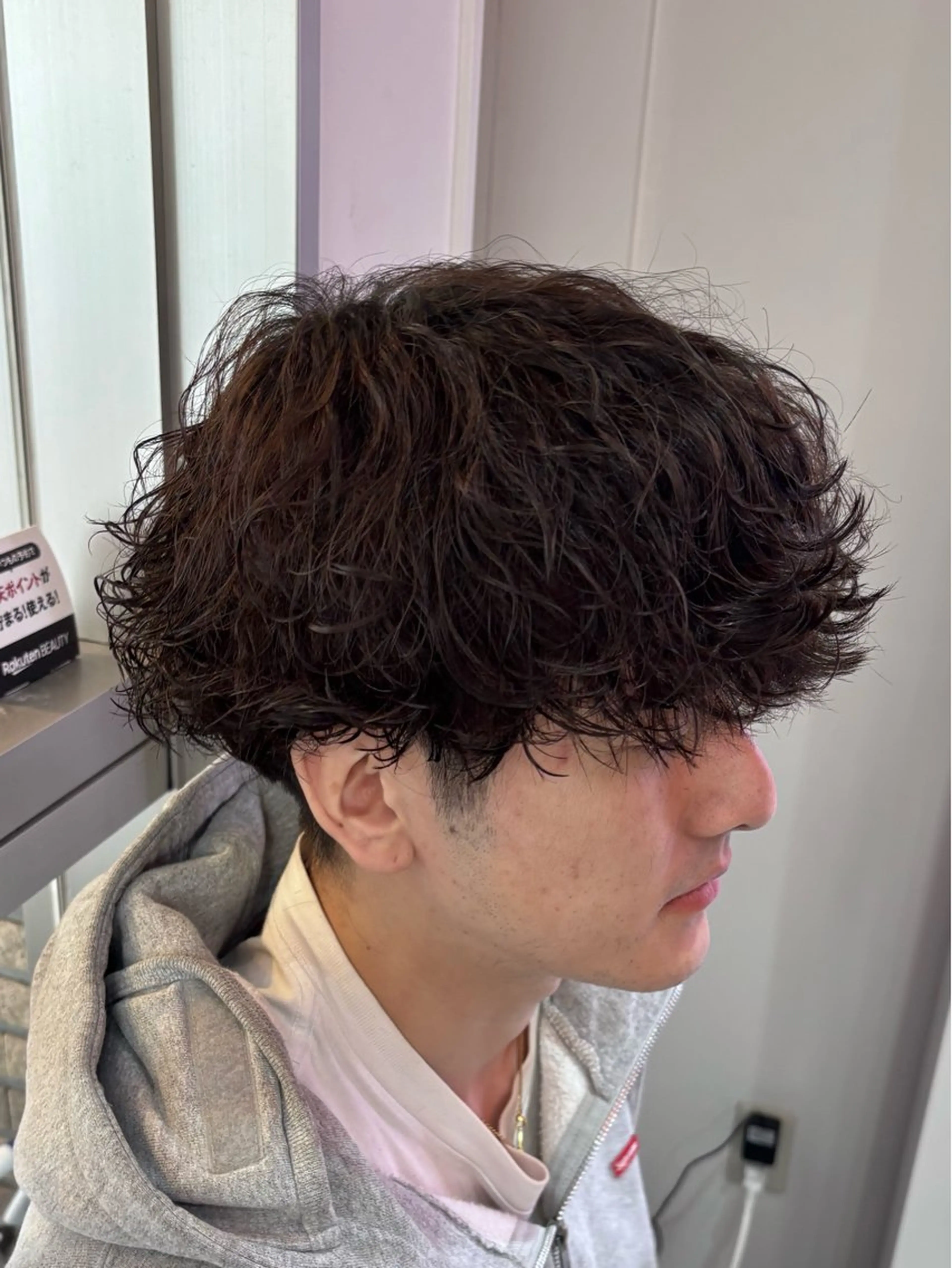パーマ メンズ カット パーマ トリートメント ヘッドスパ ヘアセット フェザーの鬼 🇰🇷yutoのヘアスタイル