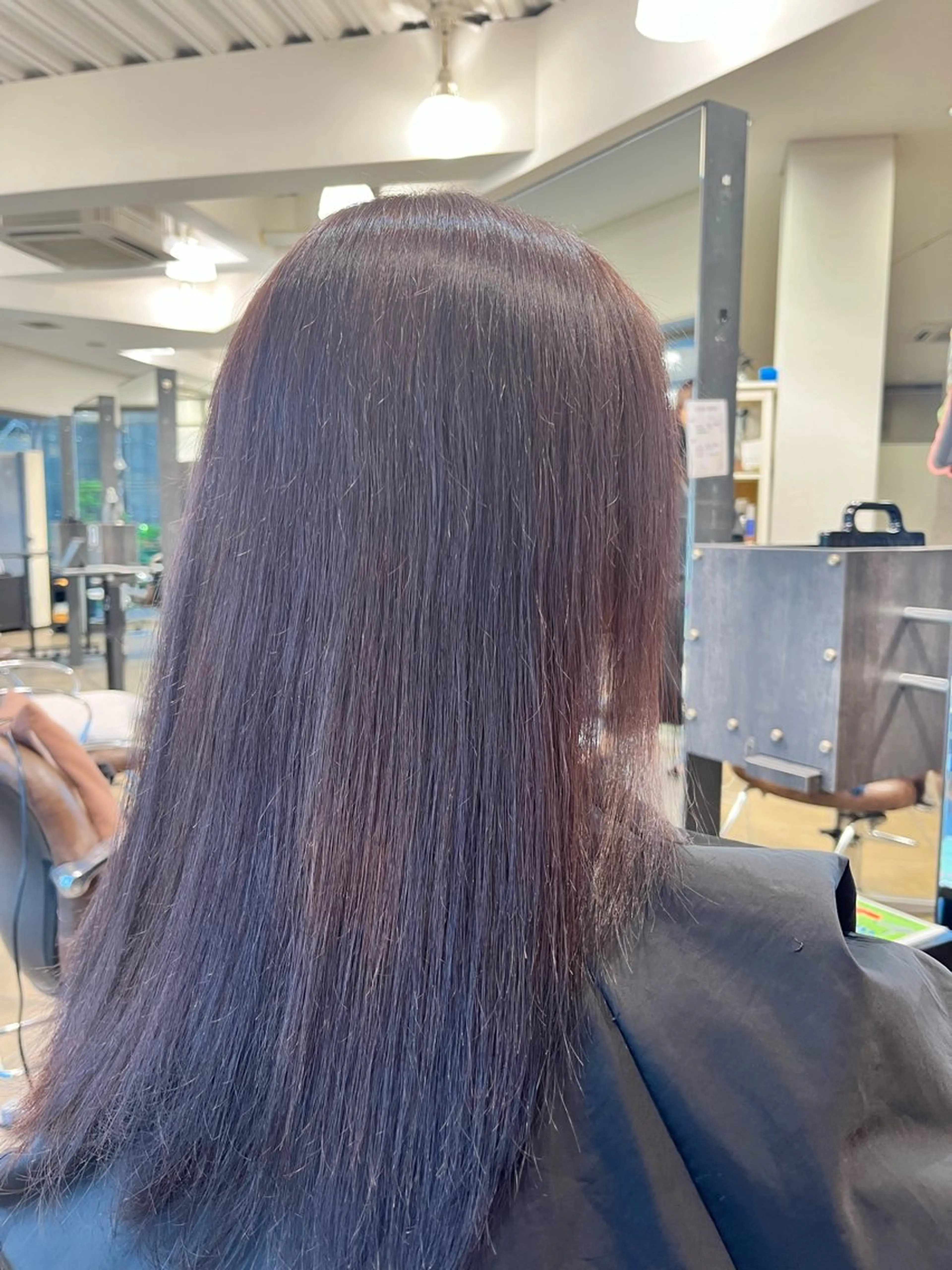 カラー 松本 仁美のヘアスタイル