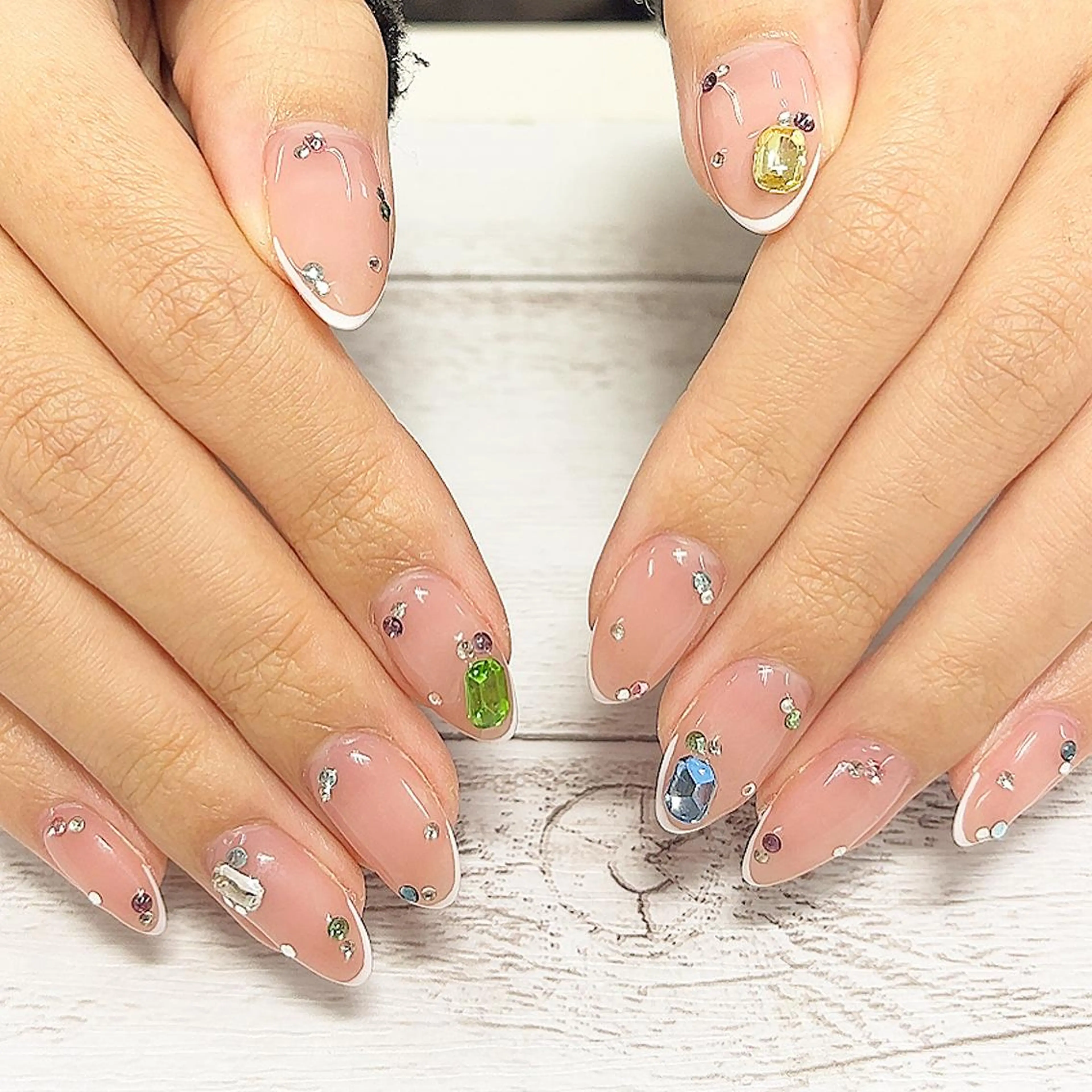 ネイル 長さ出し ジェルネイル 持ち込み パラジェル 春ネイル ハンドネイル リラネイル ギョウのネイルデザイン