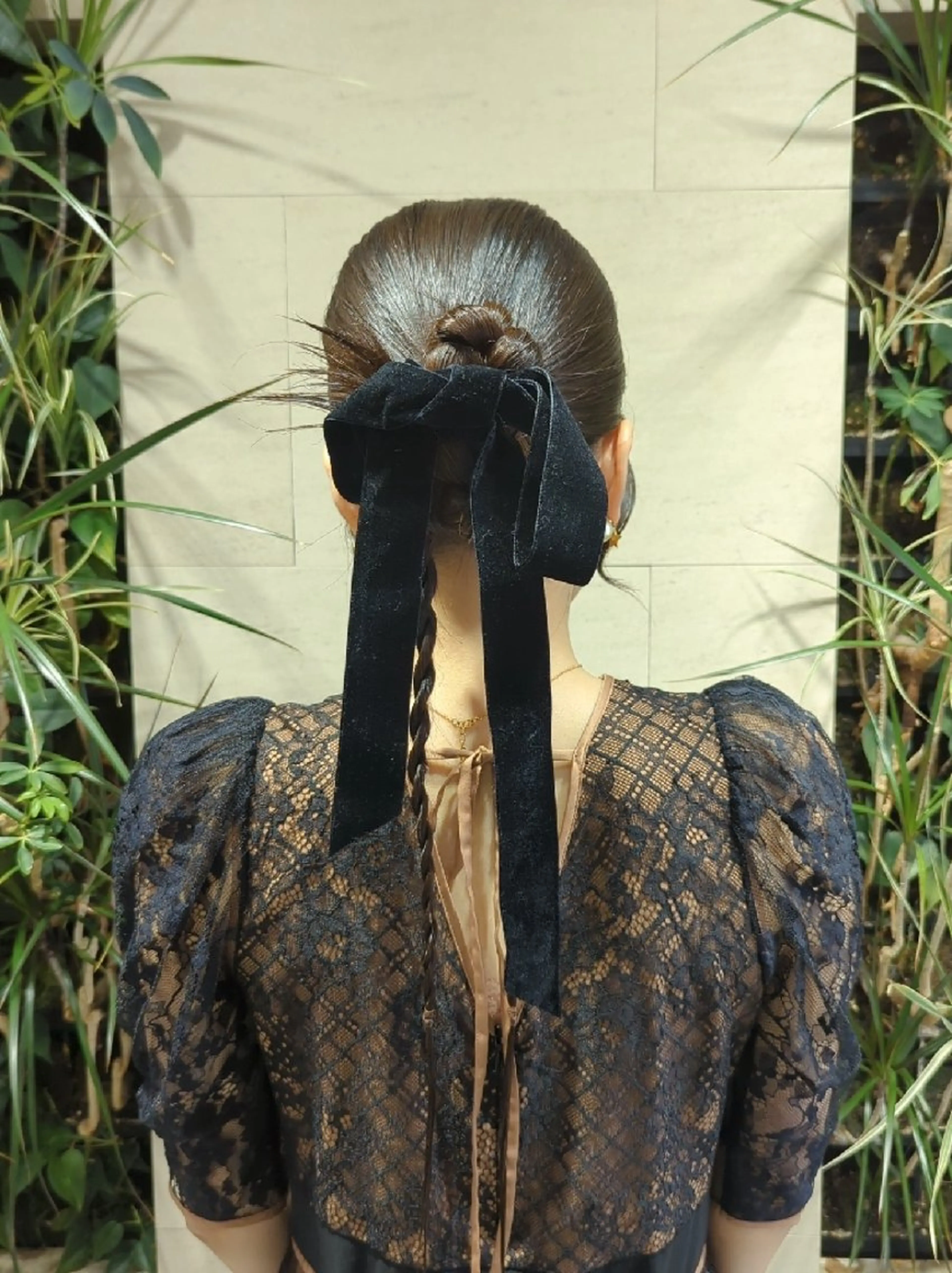 ロング ヘアセット 顔周りカット/お呼ば れヘア/レイヤーのヘアスタイル