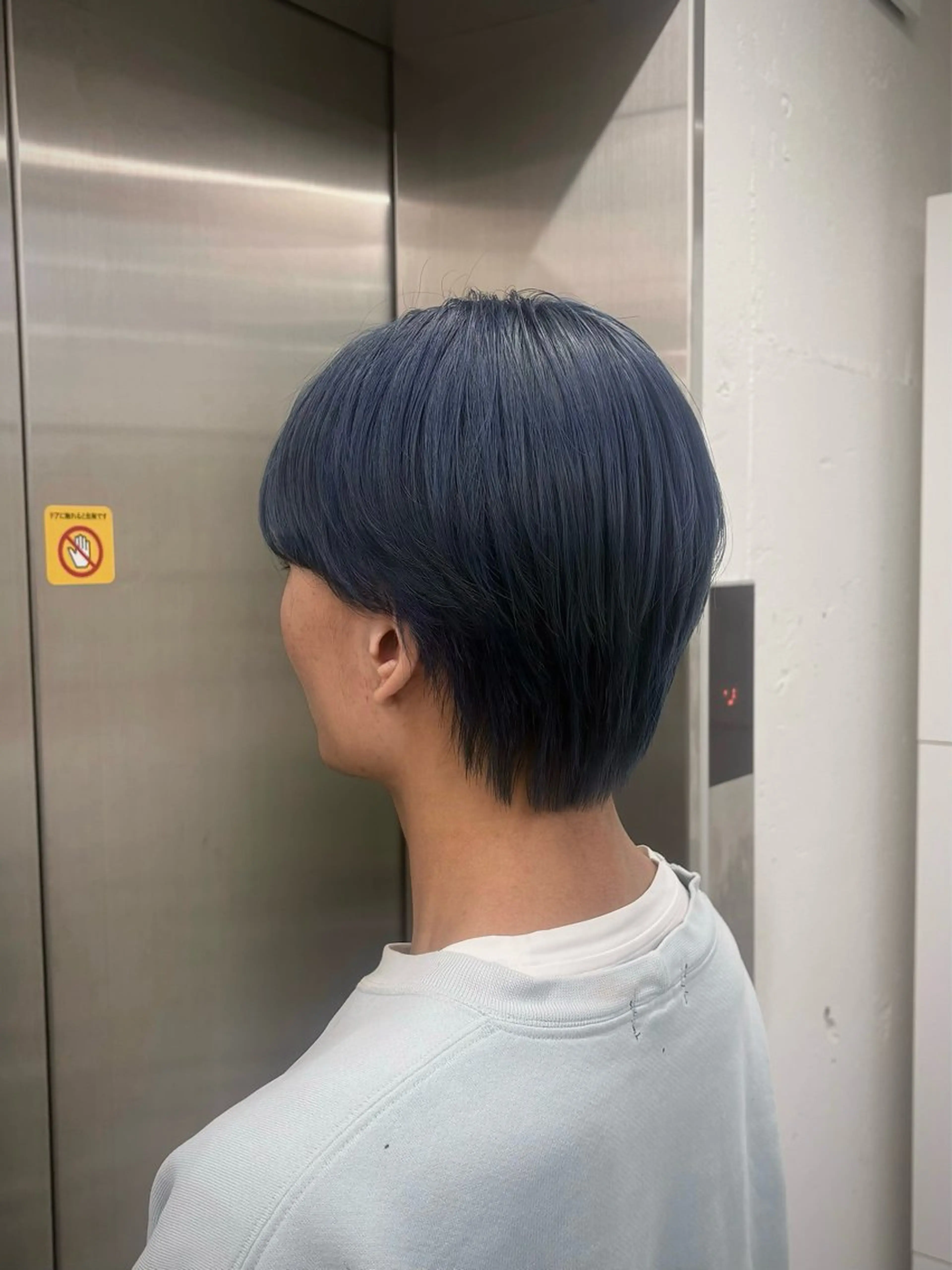 カラー メンズ ブルーカラー カット ヘアカラー 🌟ゆりあ🌟 JILLSTUDIOのヘアスタイル