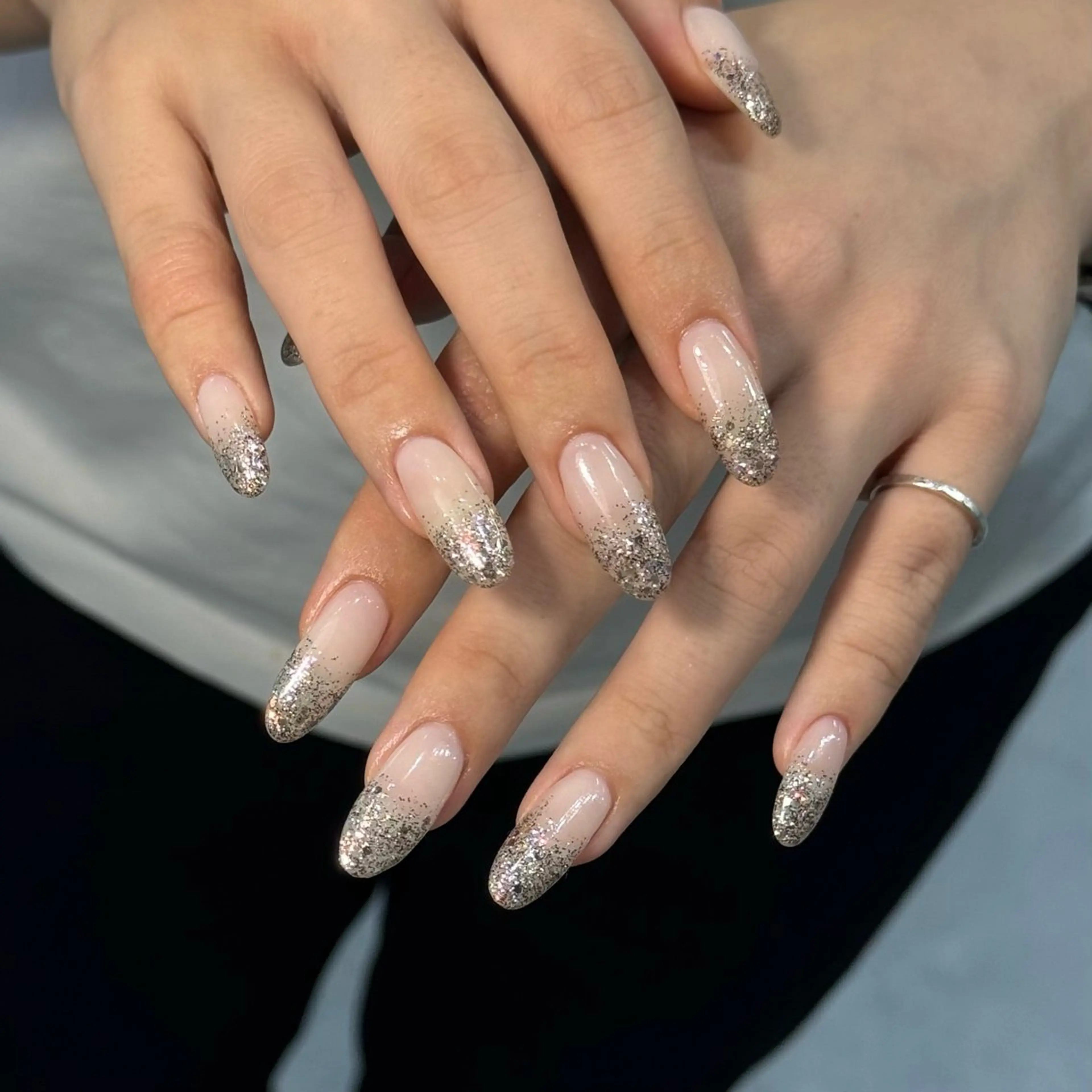 ネイル グラデーション キラキラネイル ラメ(グリッター) ラメグラデーション ハンドネイル Momoka ネイリスト福岡/薬院のネイルデザイン