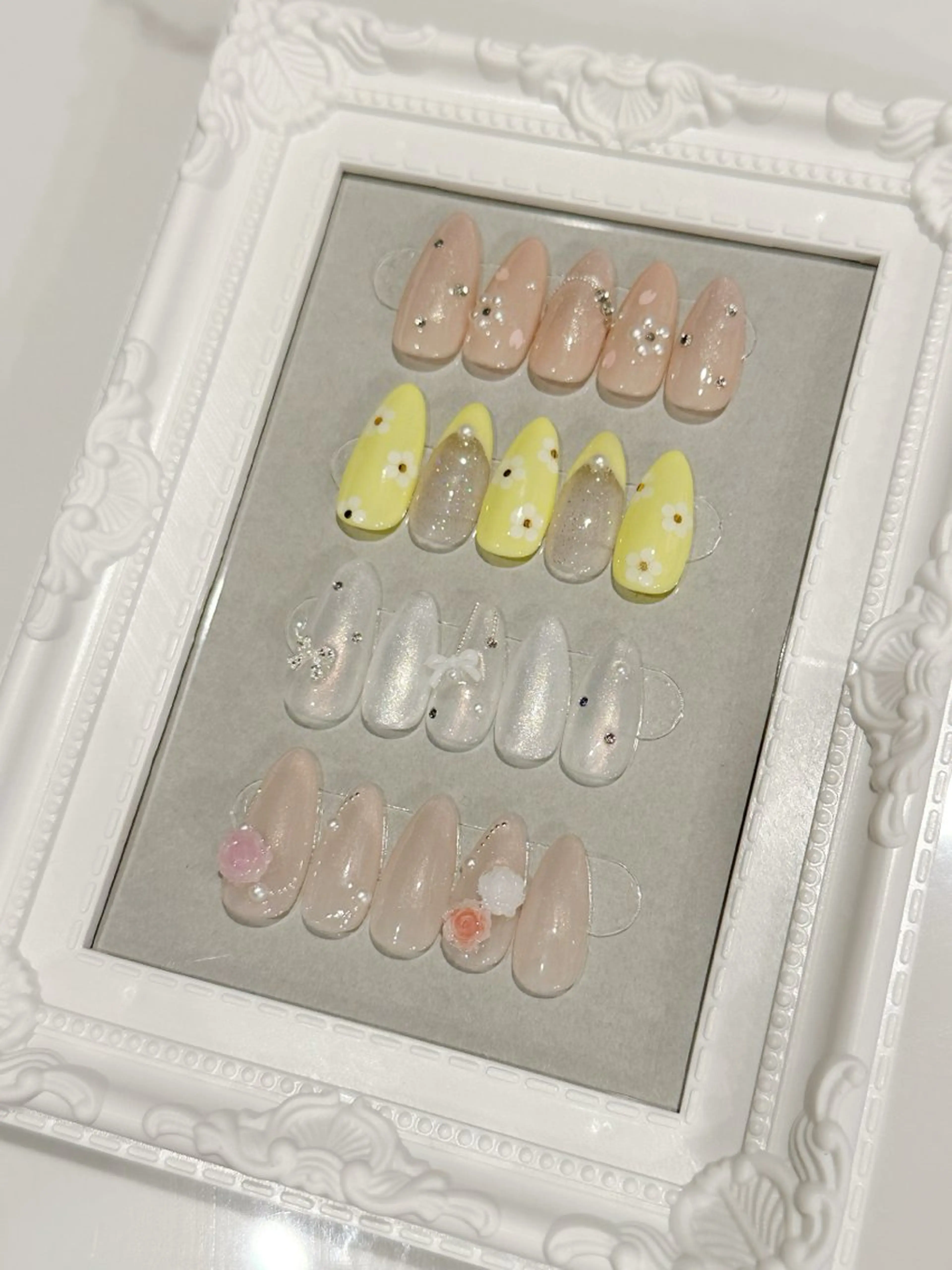 ネイル ★RISA★ 伊勢崎 【KARAT】のネイルデザイン