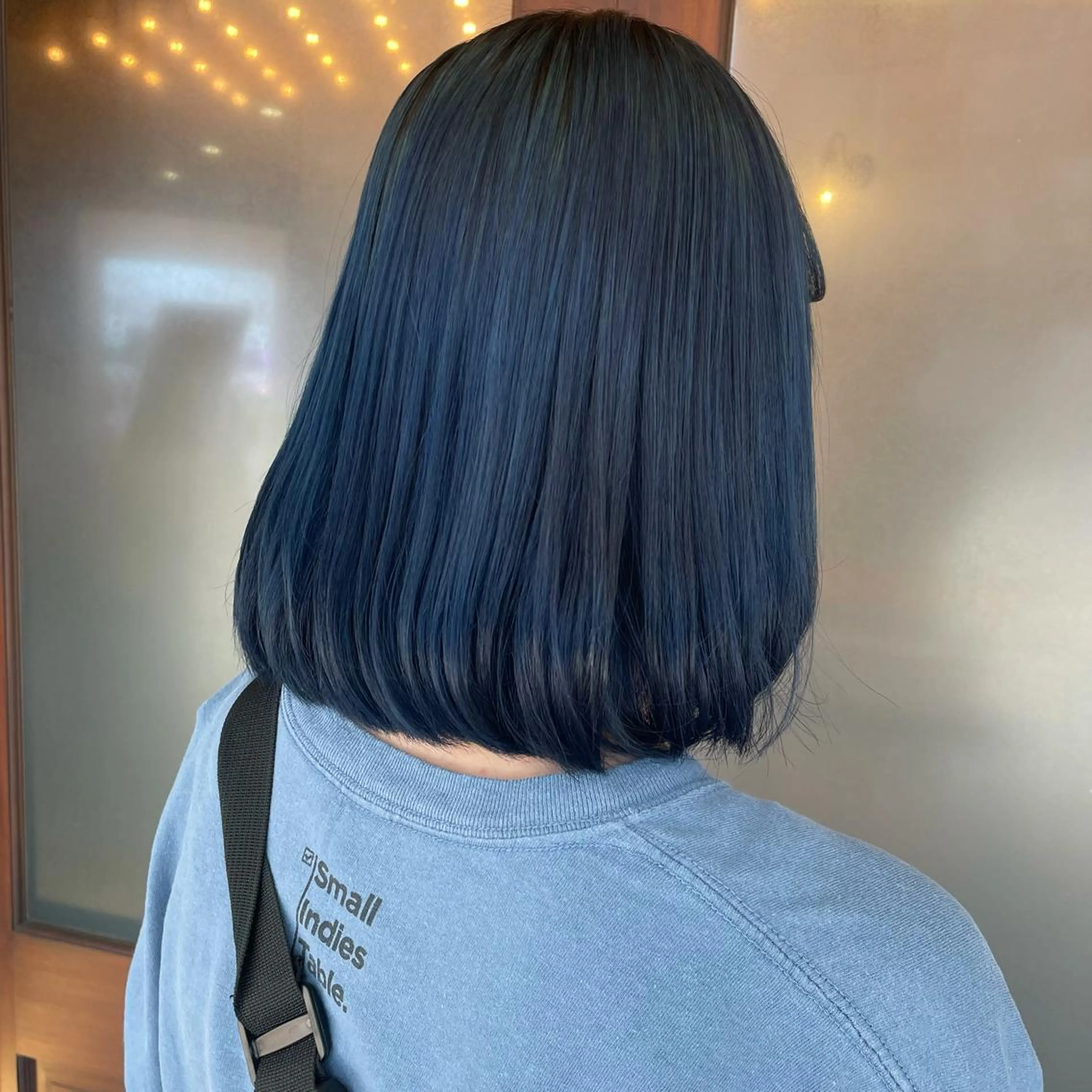 ミディアム カラー アディクシーカラー 黒髪 ブリーチ ブルーカラー ブルーブラック porto みなみのヘアスタイル