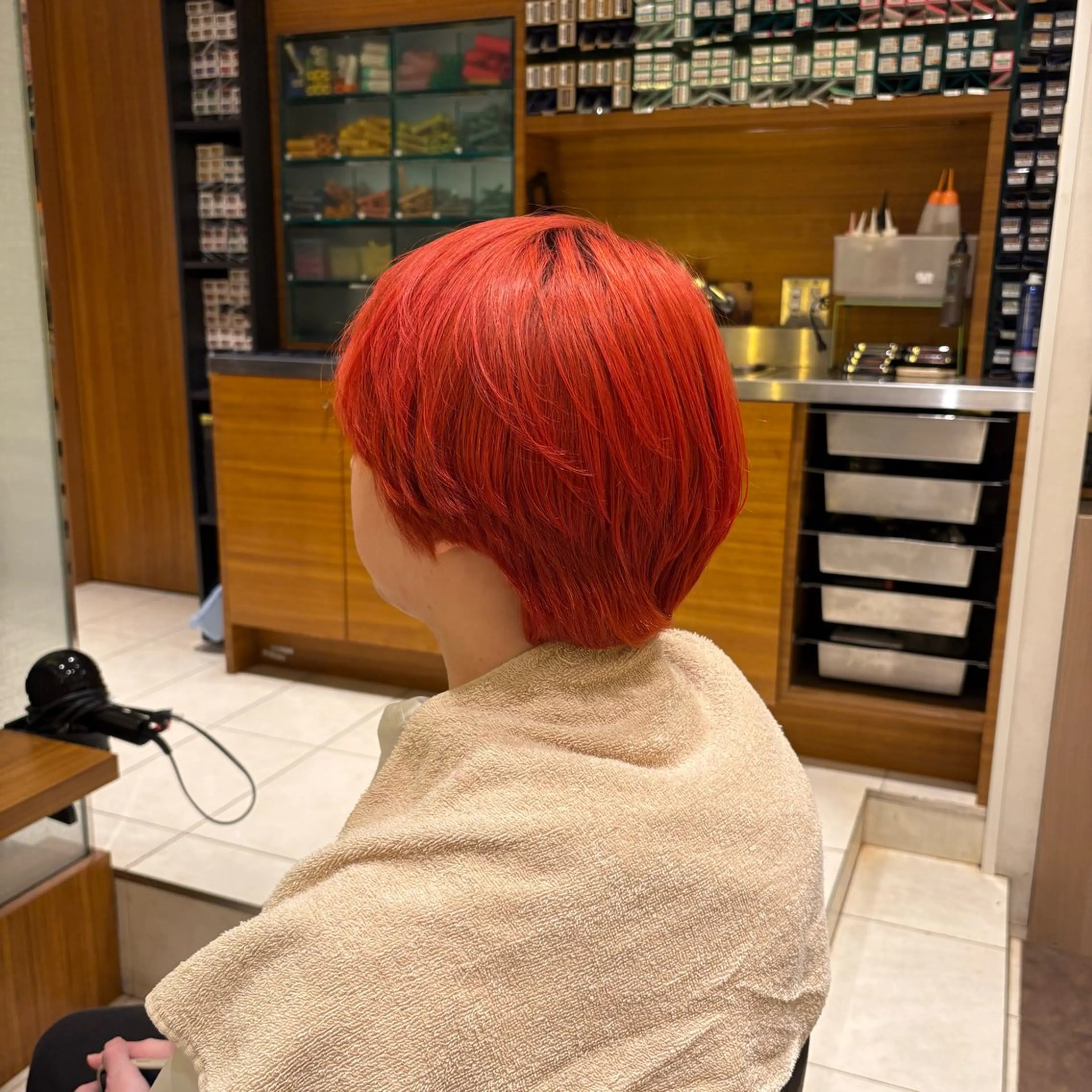 カラー メンズ 森田 玲央のヘアスタイル