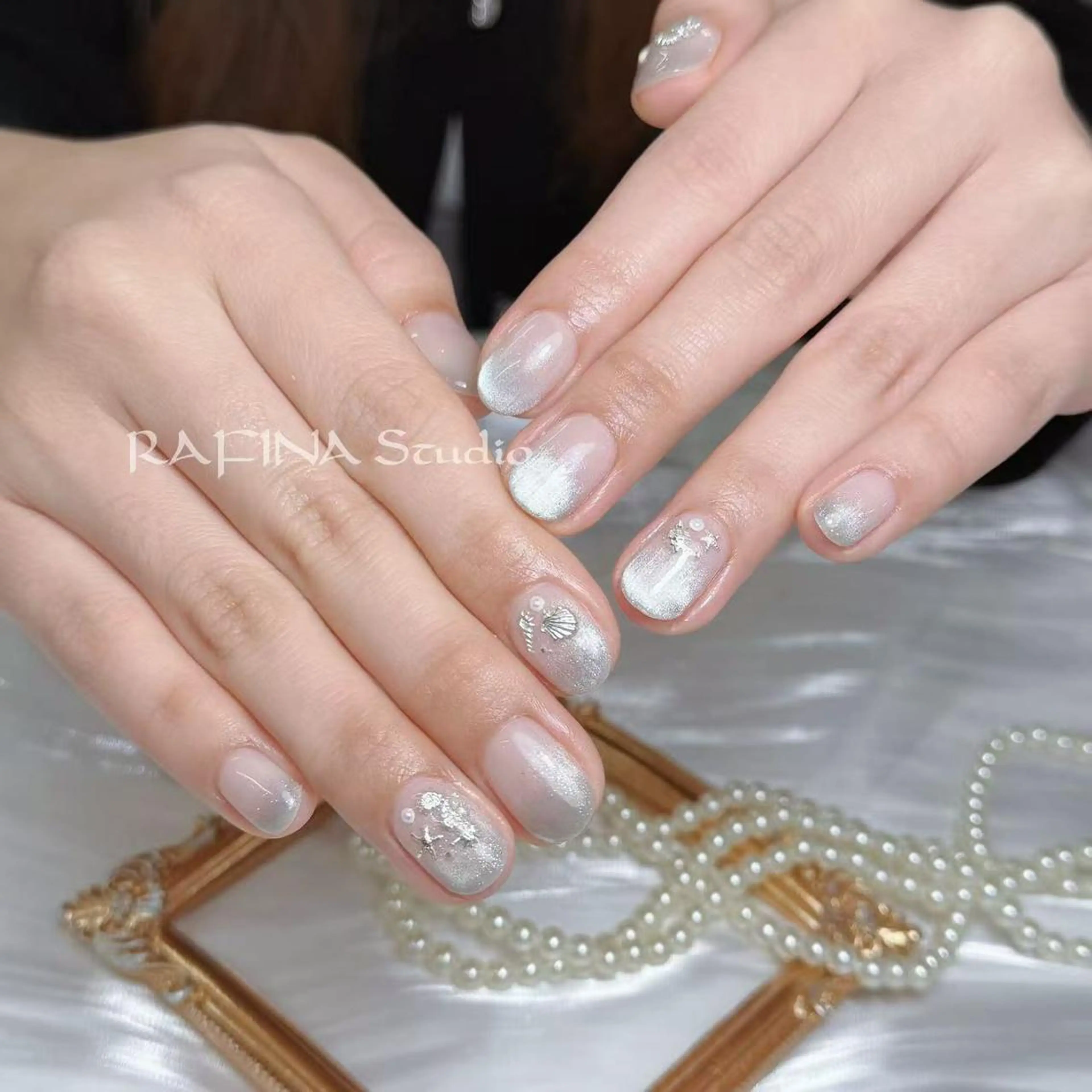 ネイル 桃香 Minaのネイルデザイン