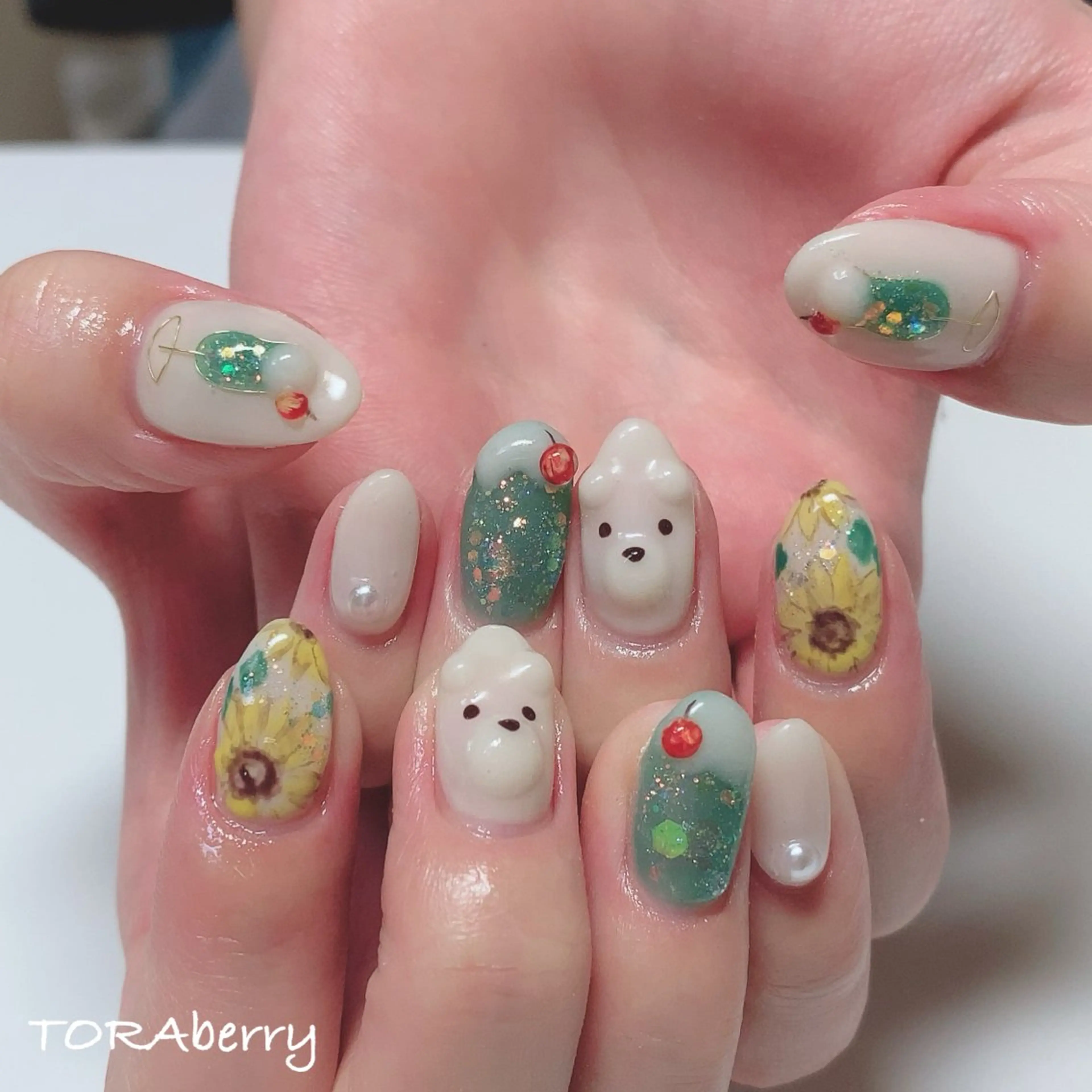 ネイル ネイリスト なつみのネイルデザイン