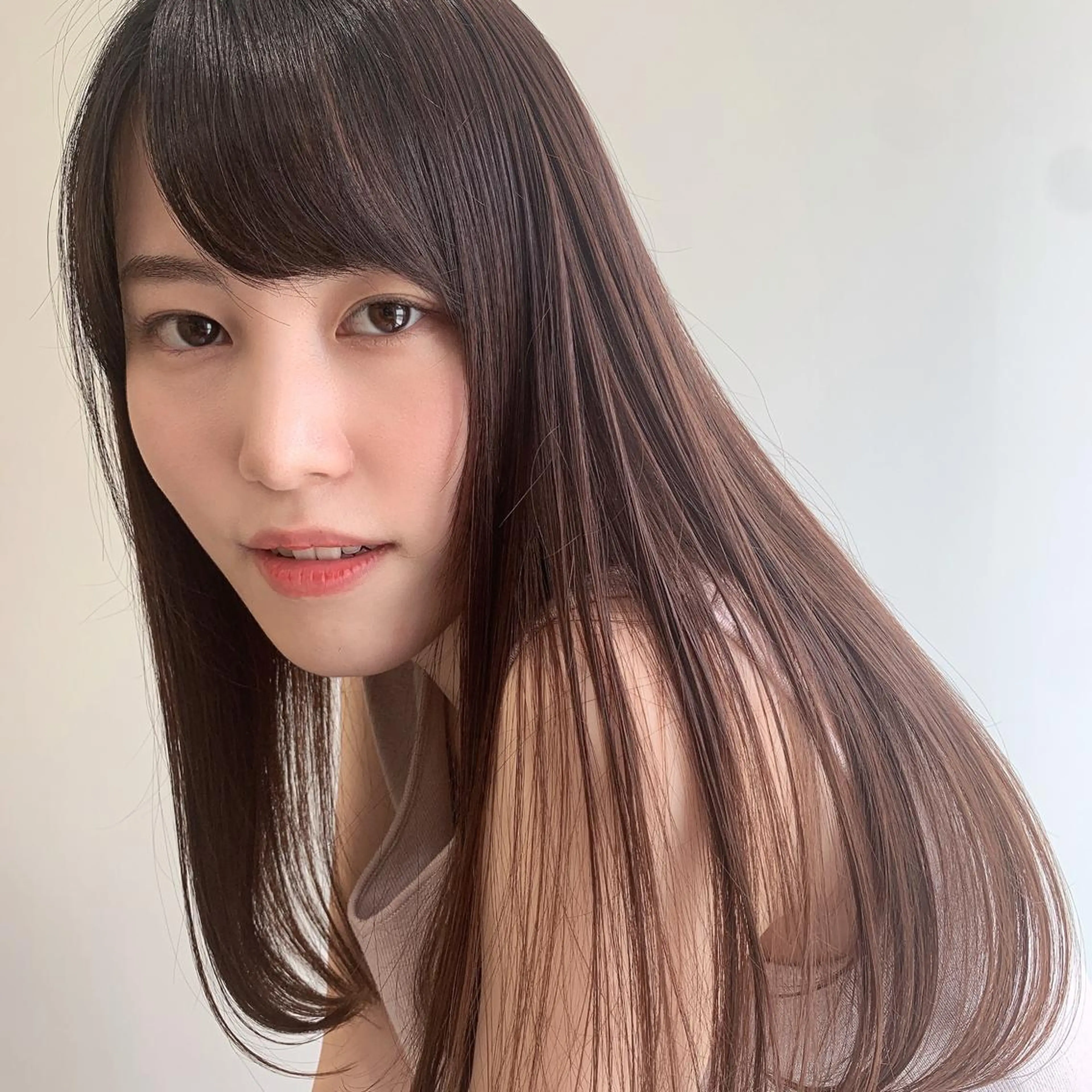 ヘアアレンジ 韓国風🇰🇷うる艶 レイヤー/海青🫧のヘアスタイル