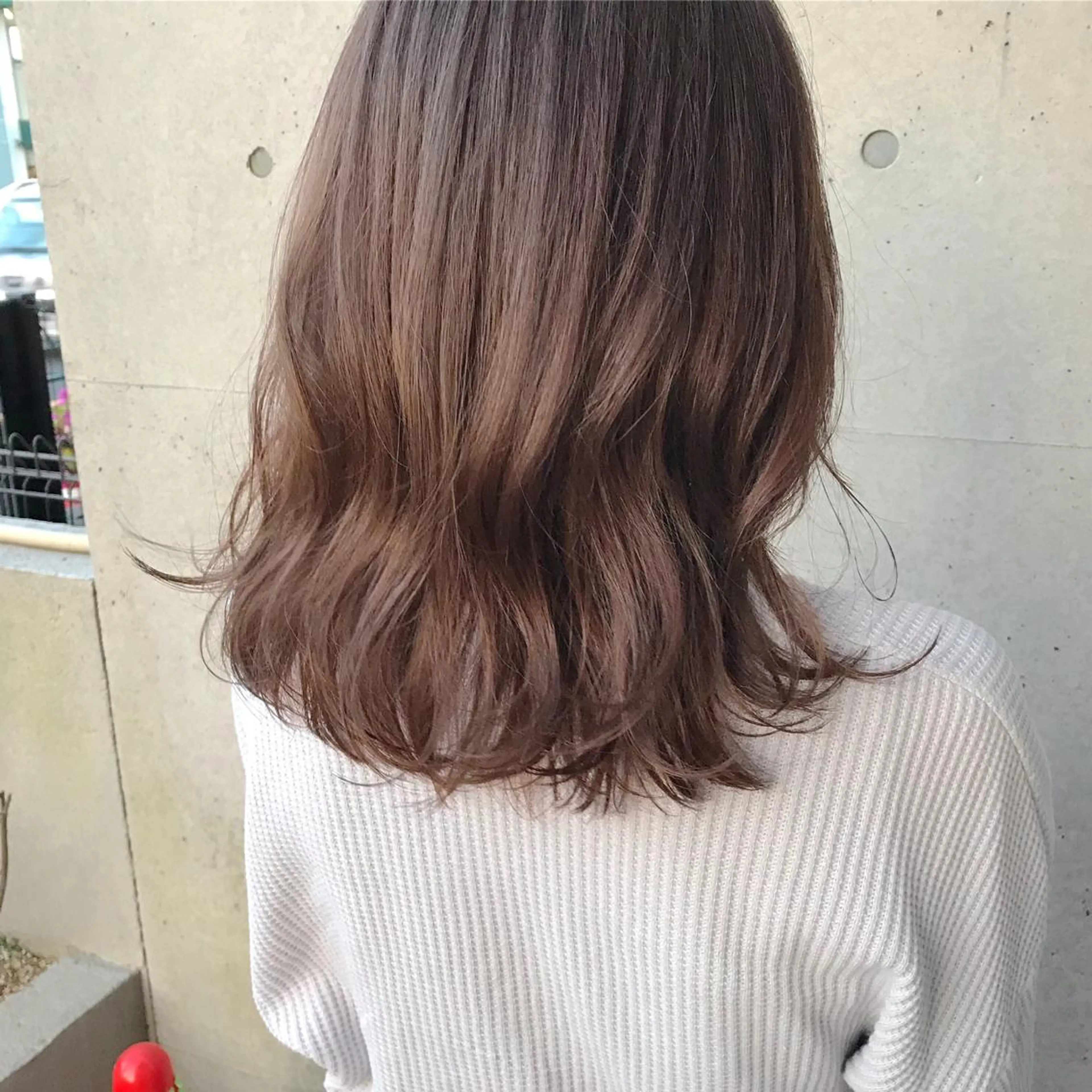 ミディアム カラー ヘアアレンジ ベージュカラー ダブルカラー ラベンダーカラー ラベンダーベージュ Satsuki ✂︎♡のヘアスタイル