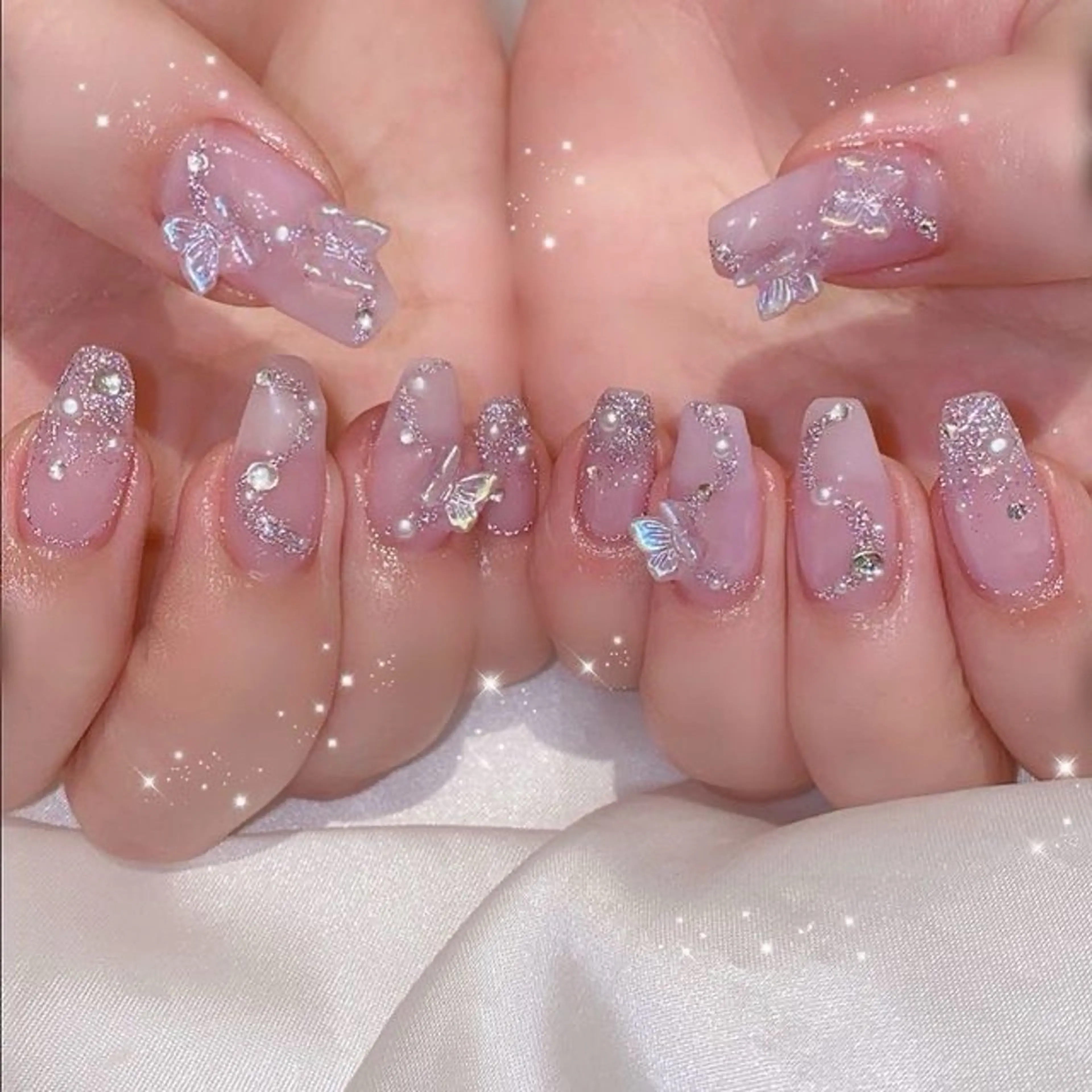 ネイル マグネットネイル ピンク ネイルチップ 冬ネイル Lee Nailsのネイルデザイン