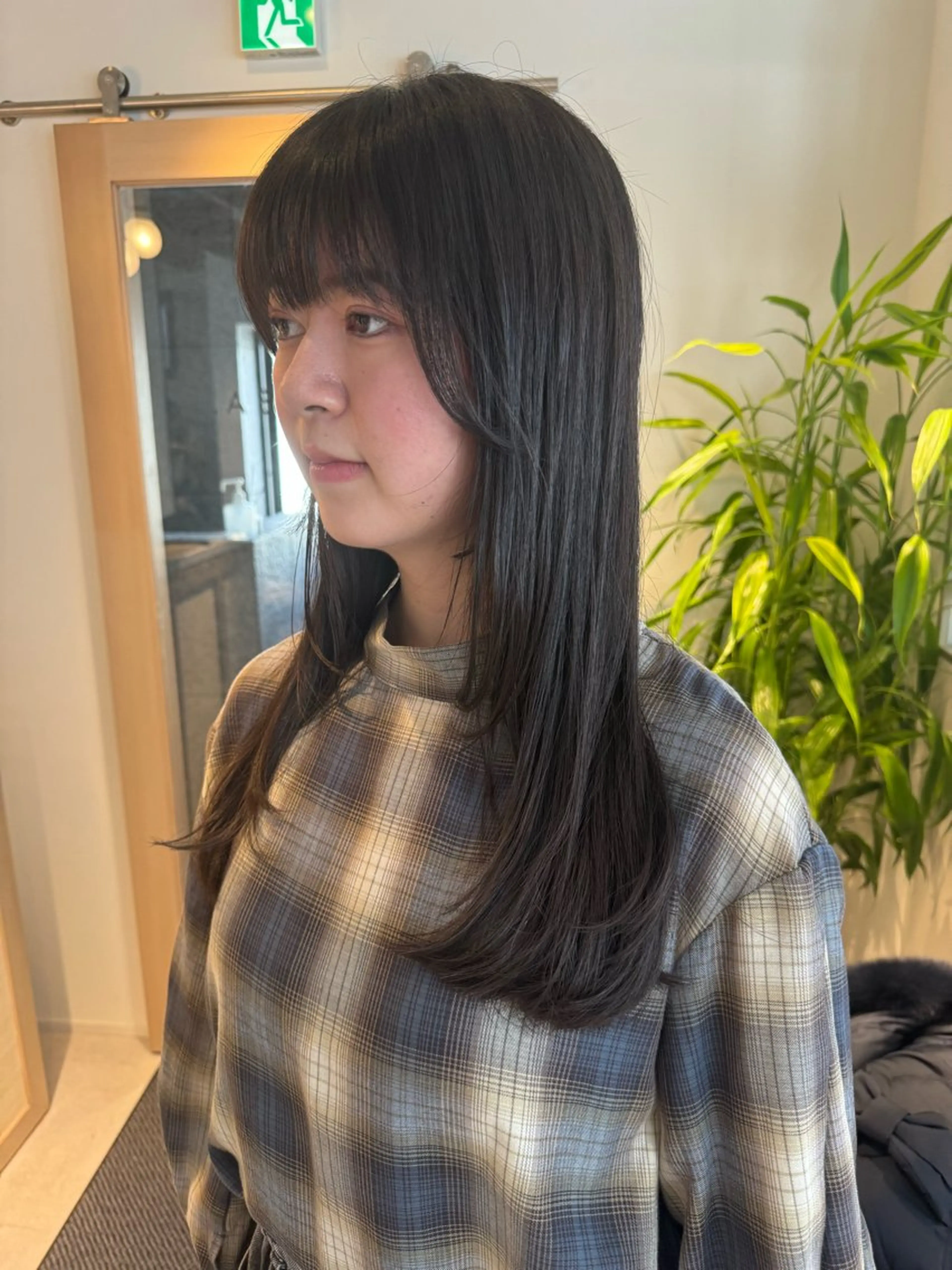 セミロング 天使の羽バング・フェザーバング レイヤーカット 透明感カラー/似合わ せカット/大島実加永のヘアスタイル