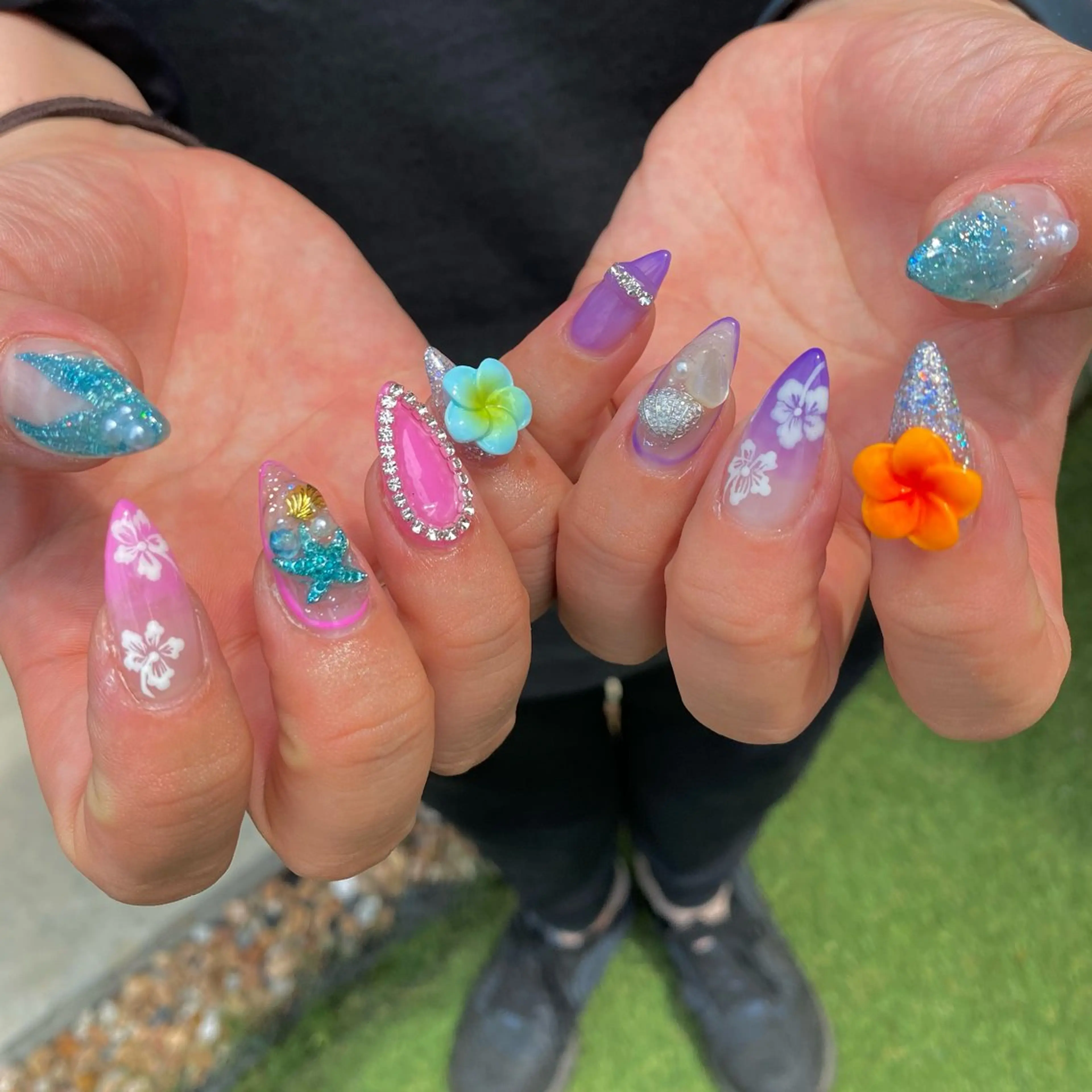 ネイル デコパーツが得意♪ ネイル/眉毛/エステの眉毛・アイブロウイメージ