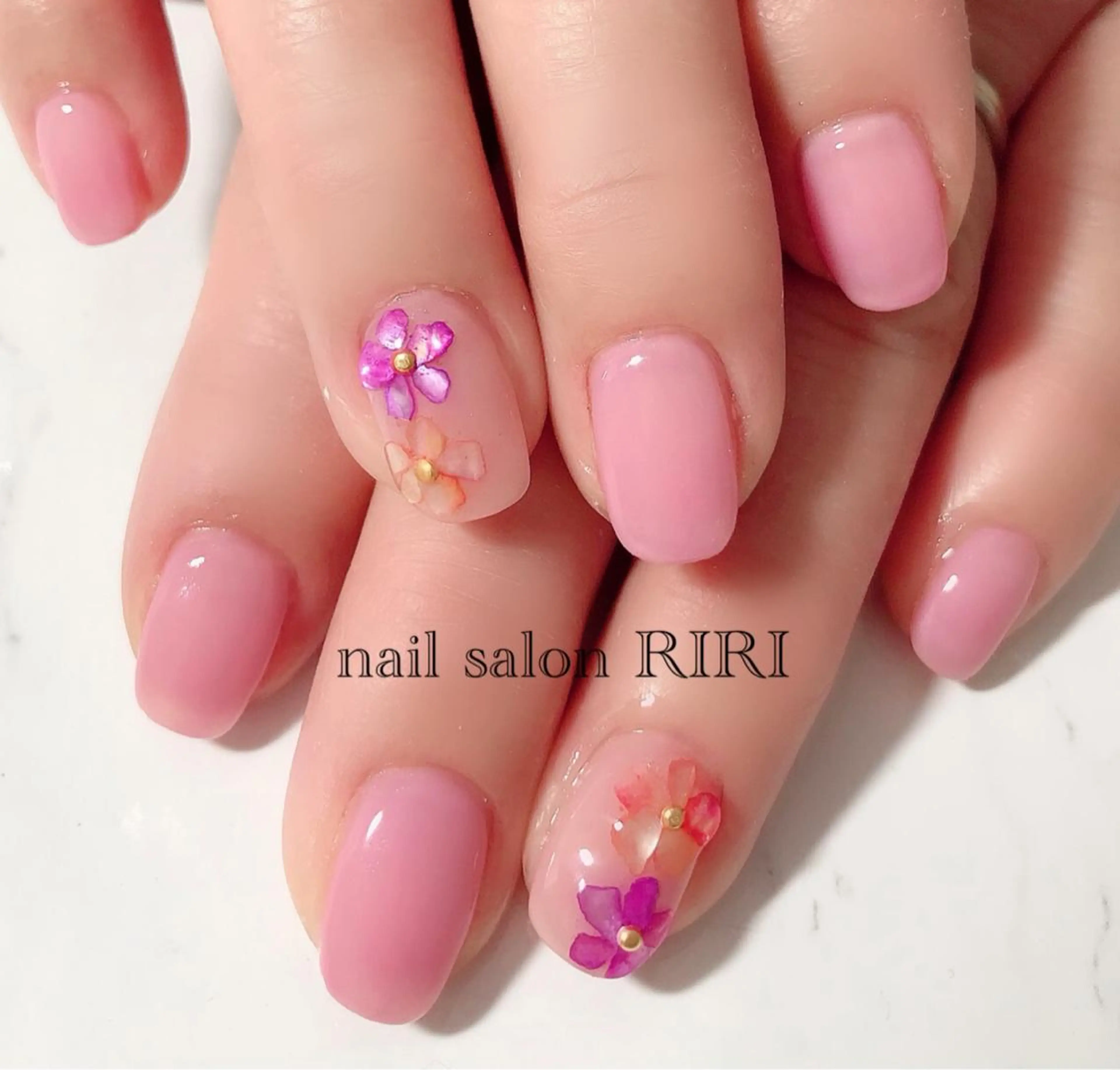 ネイル フラワーネイル RIRI リリのネイルデザイン