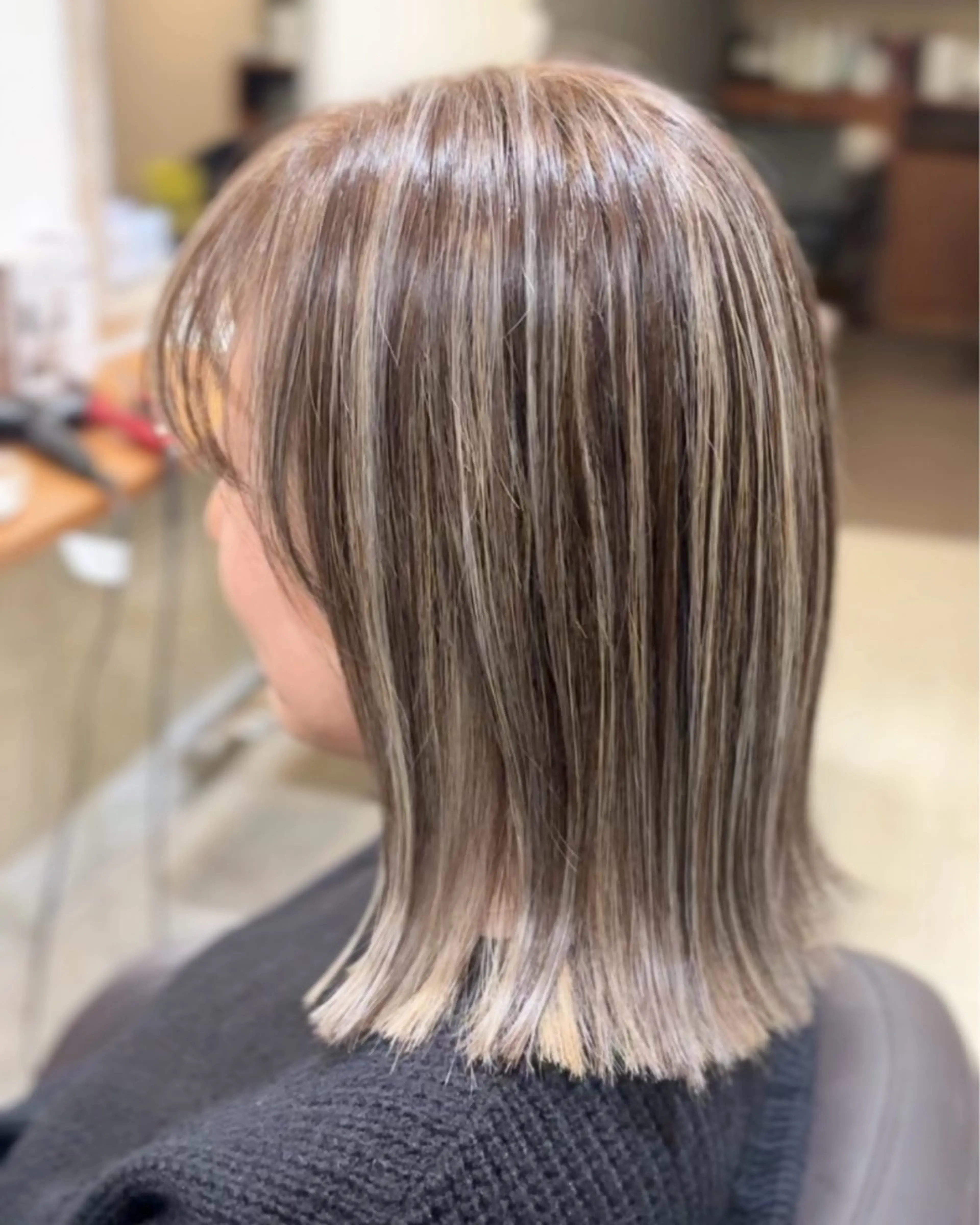 ミディアム bloom AMIのヘアスタイル