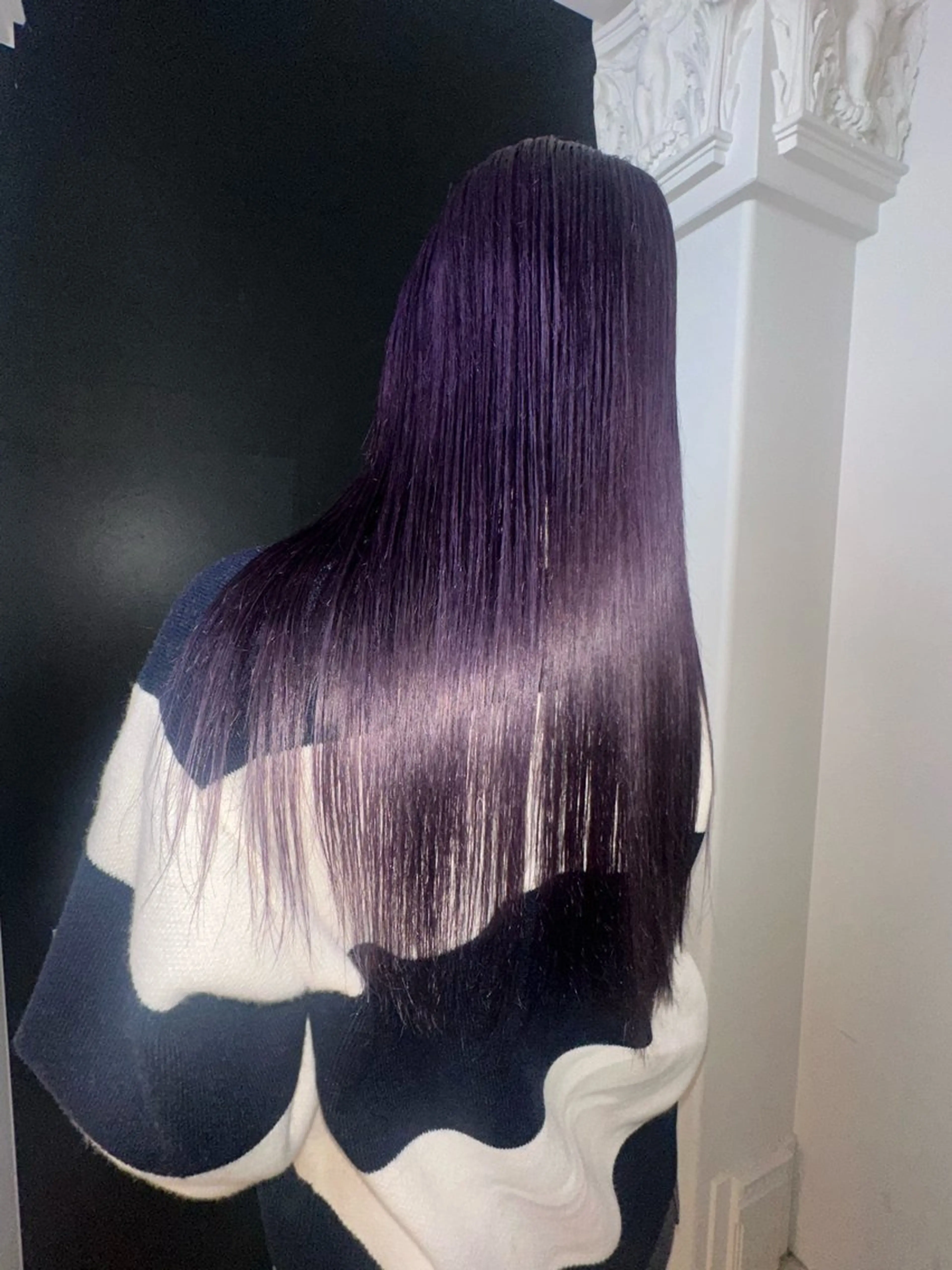 ロング ✴︎TO-MA✴︎ レッドカラー/透明感のヘアスタイル