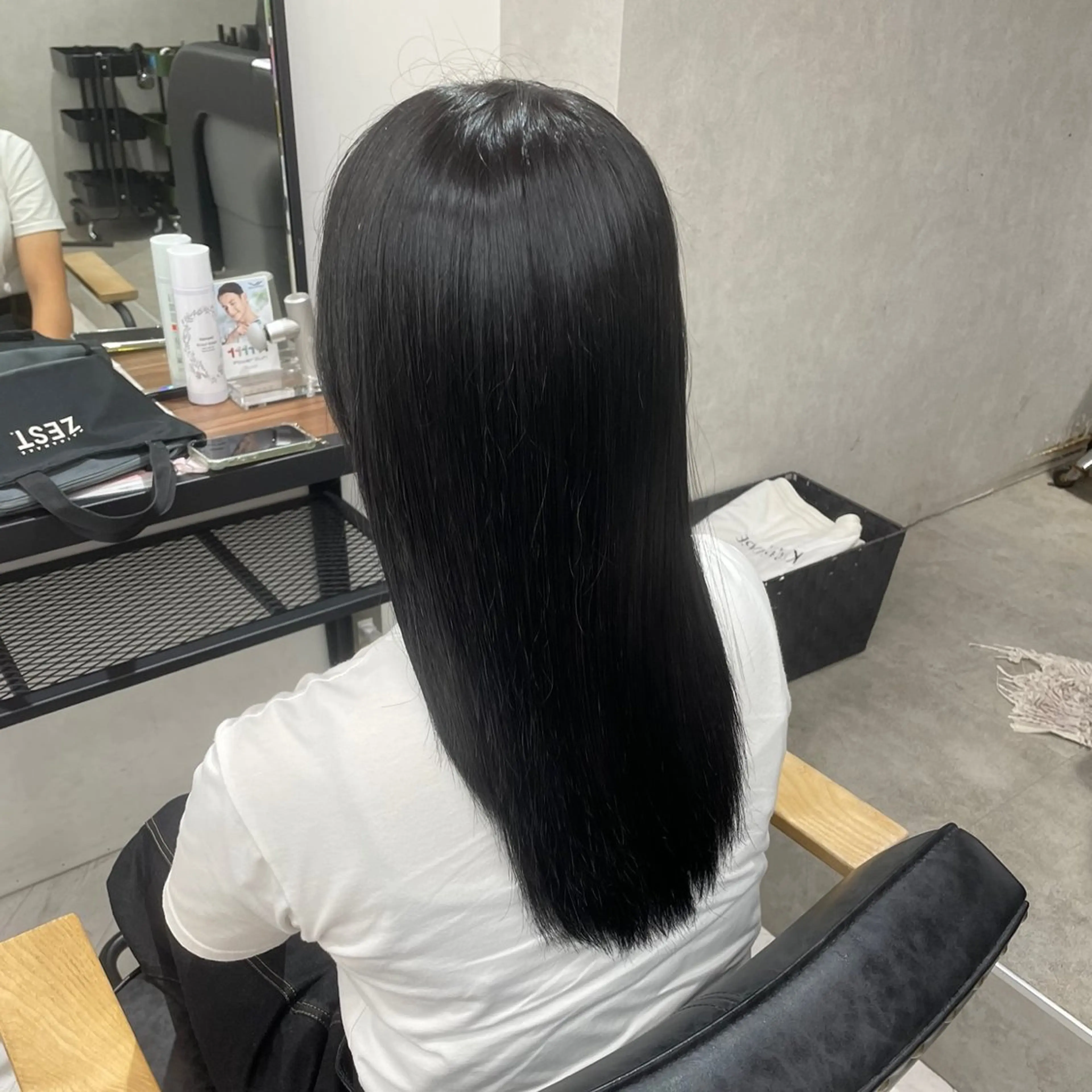 ショート カラー パーマ ヘアアレンジ メンズ トリートメント mona/ ストレートスタイル✨のヘアスタイル