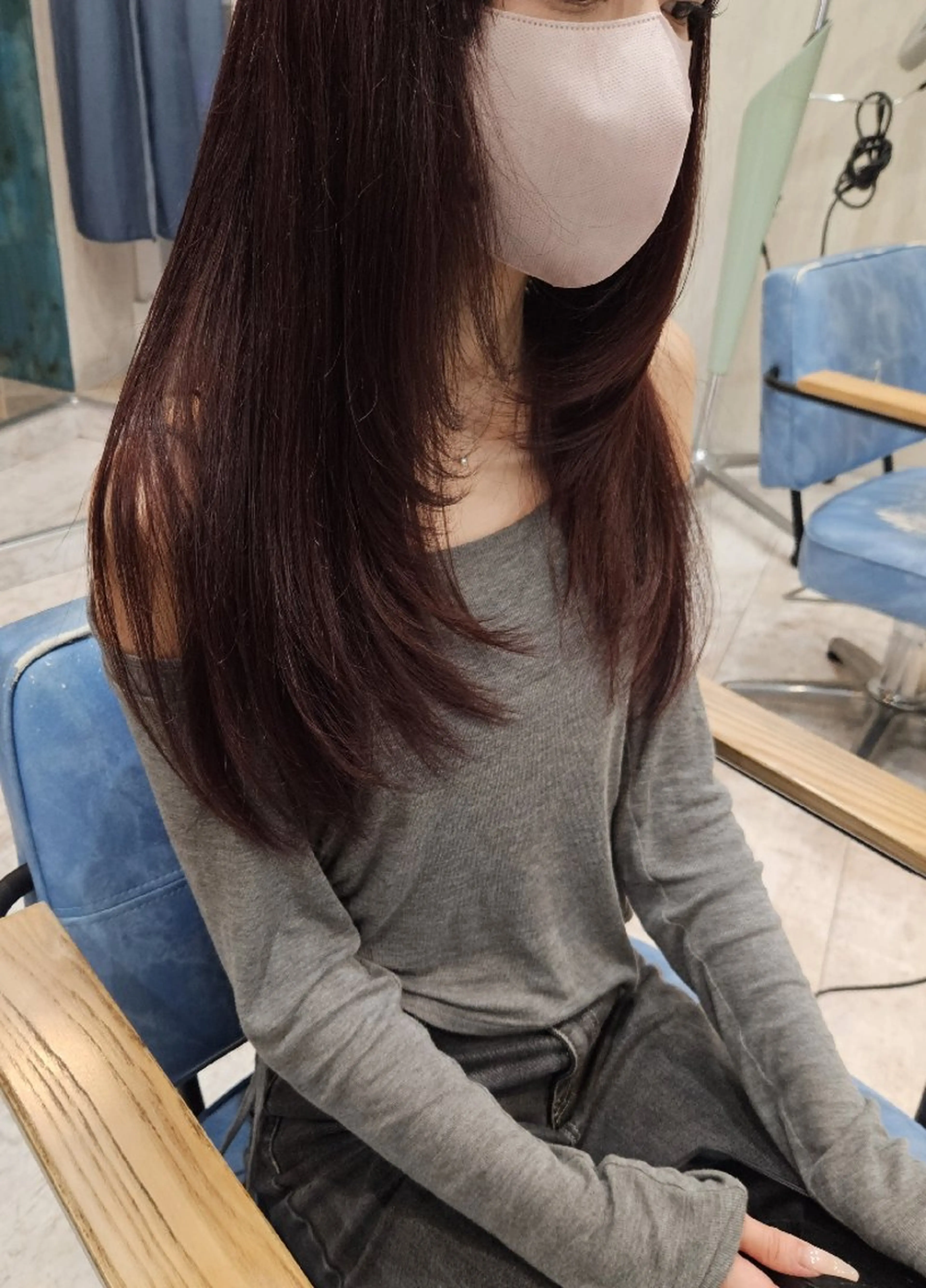 ロング カラー レッドカラー バイオレットカラー 韓国風ヘア レイヤーカット ロング レイヤーカット/ 髪質改善/代表西村のヘアスタイル